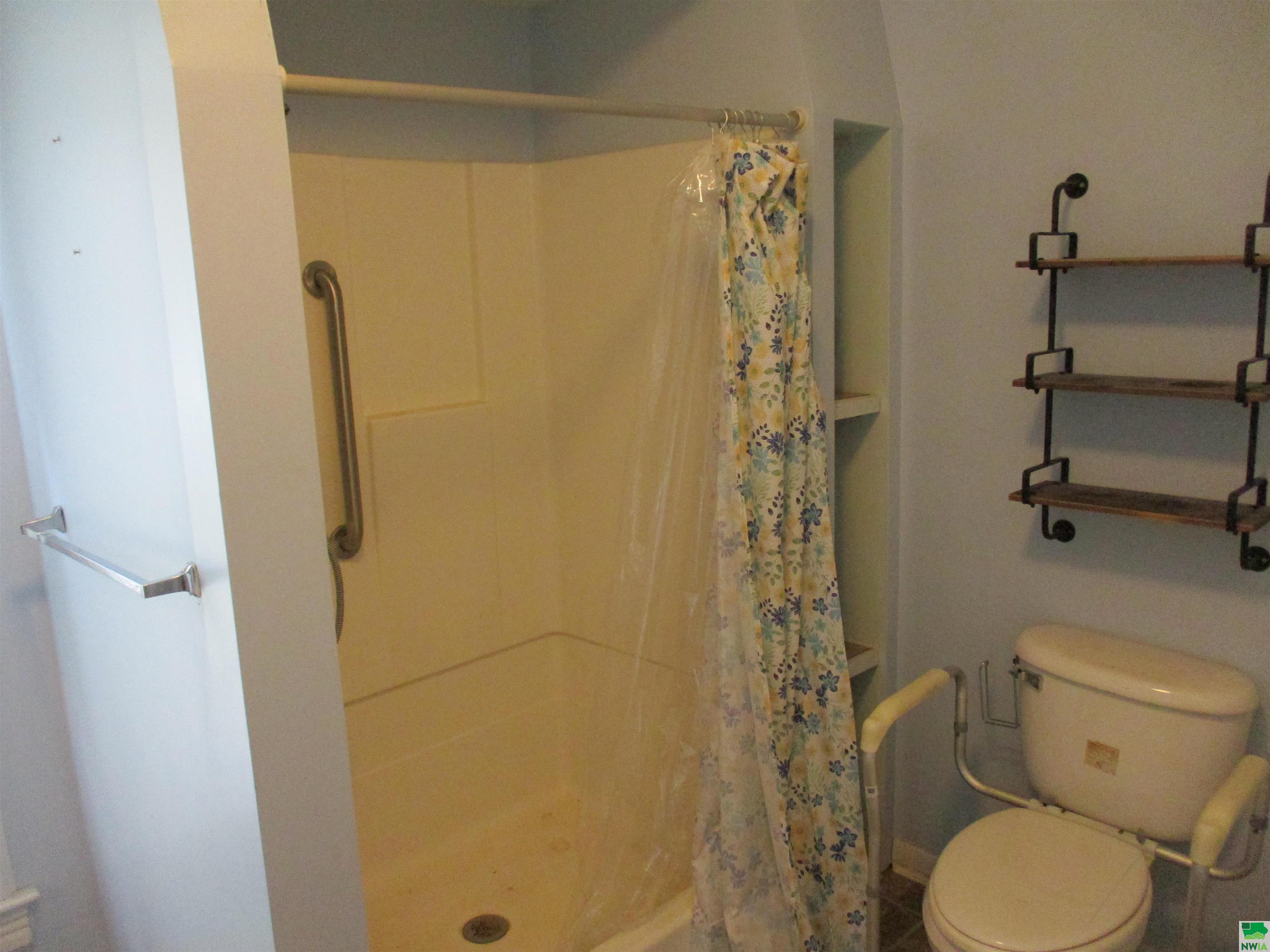 MLS #829563