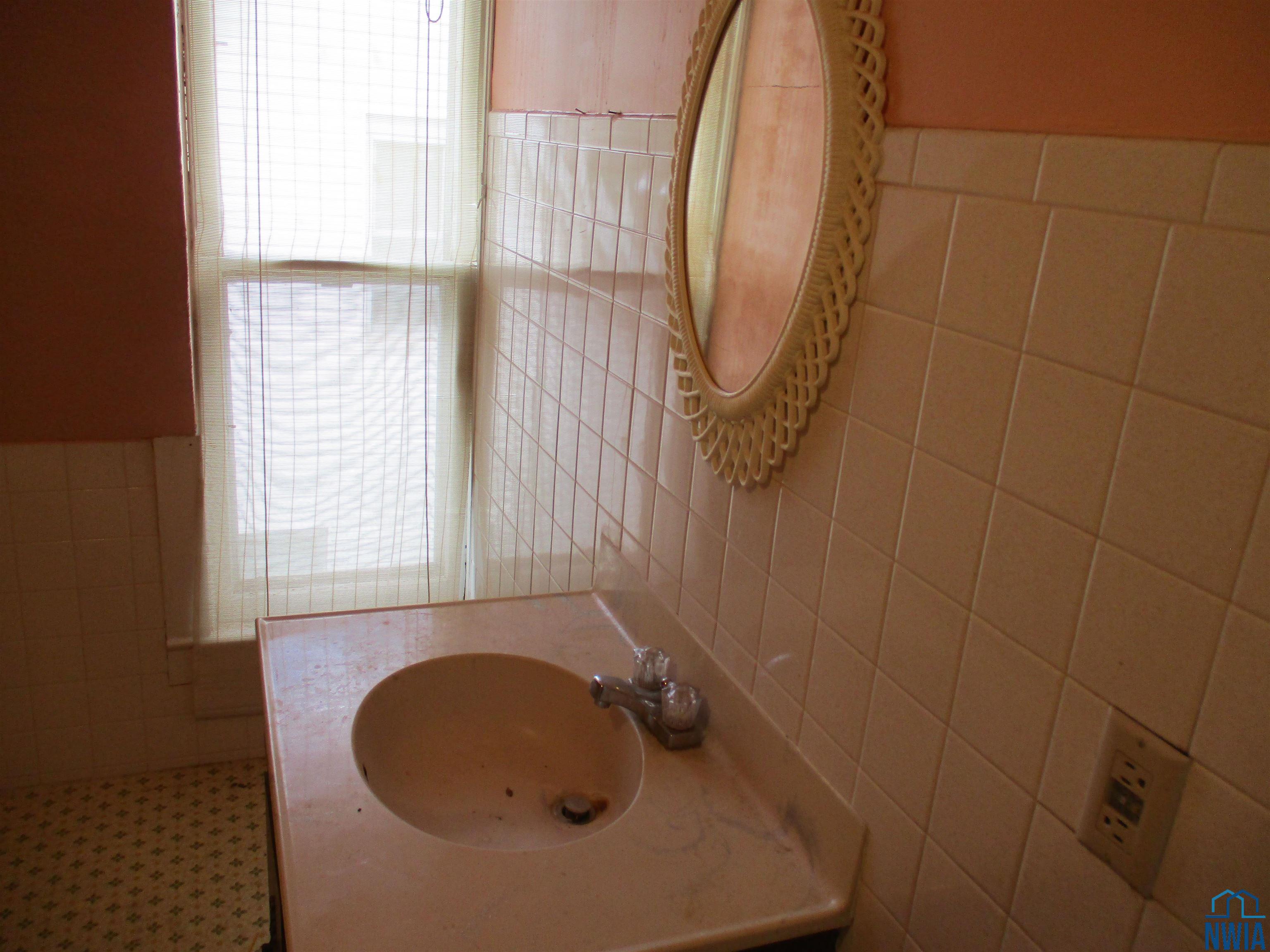 MLS #829563