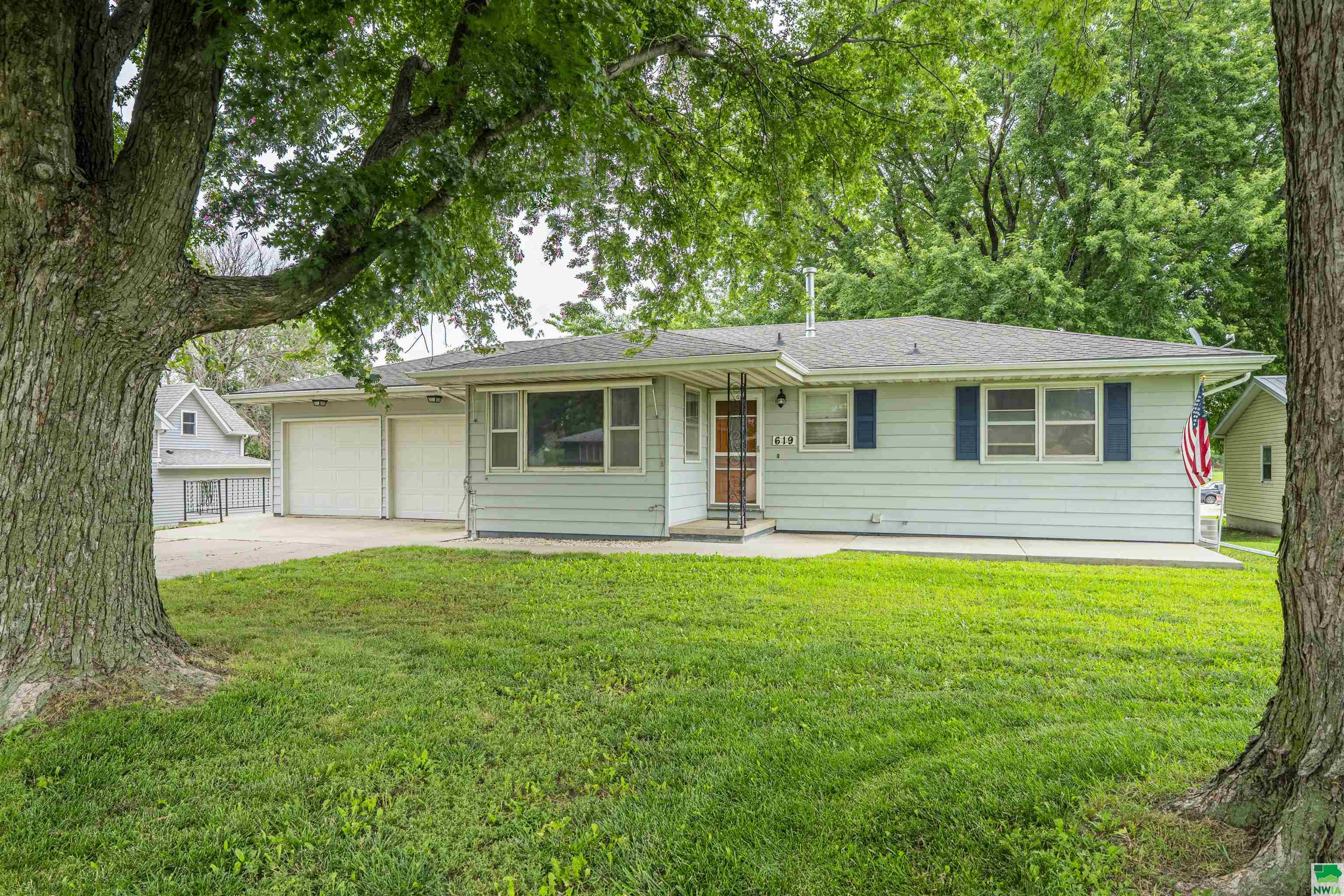 619 S Marion St, Remsen, IA 51050 