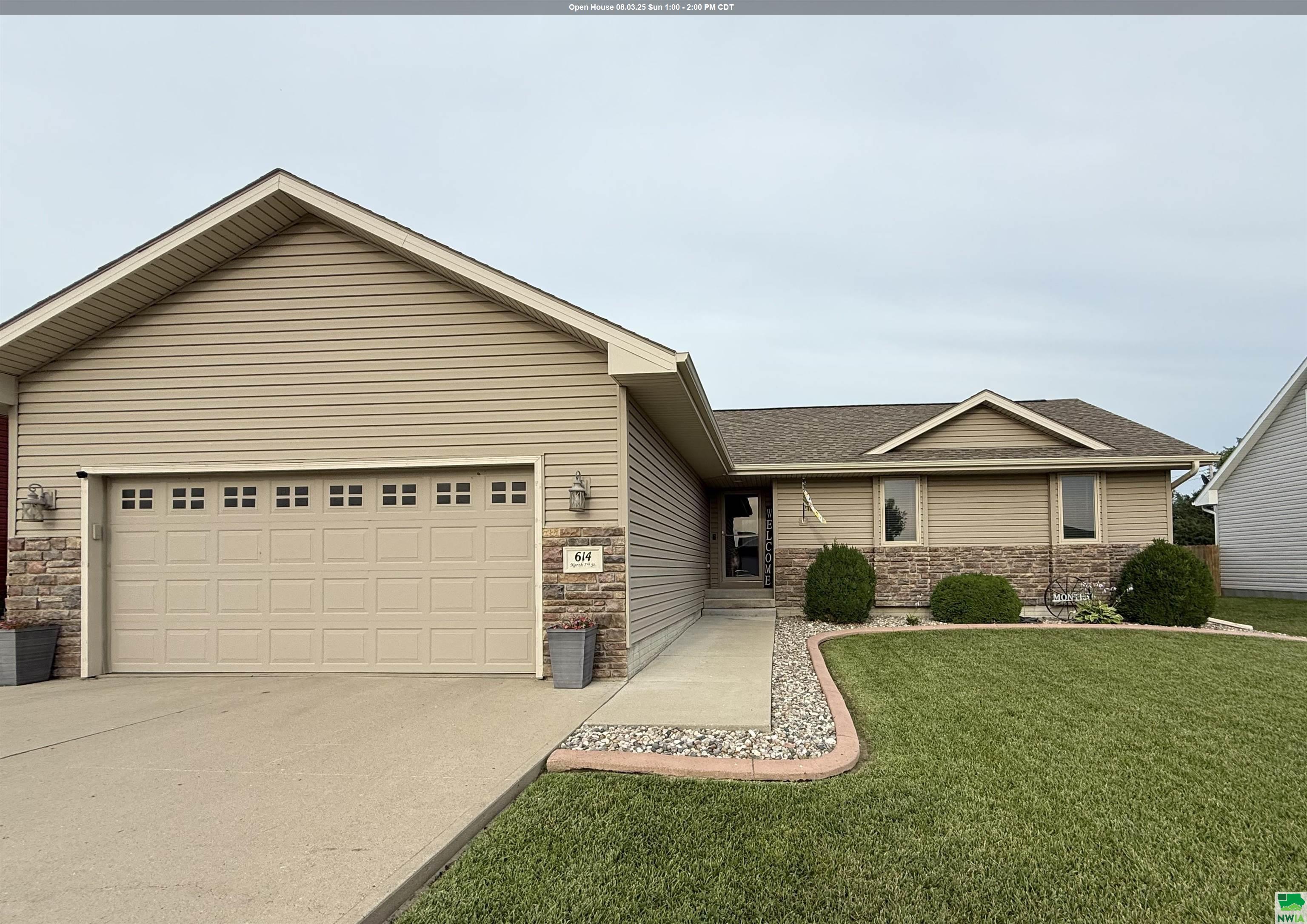 614 North 7th St, Dakota City, NE 68731 
