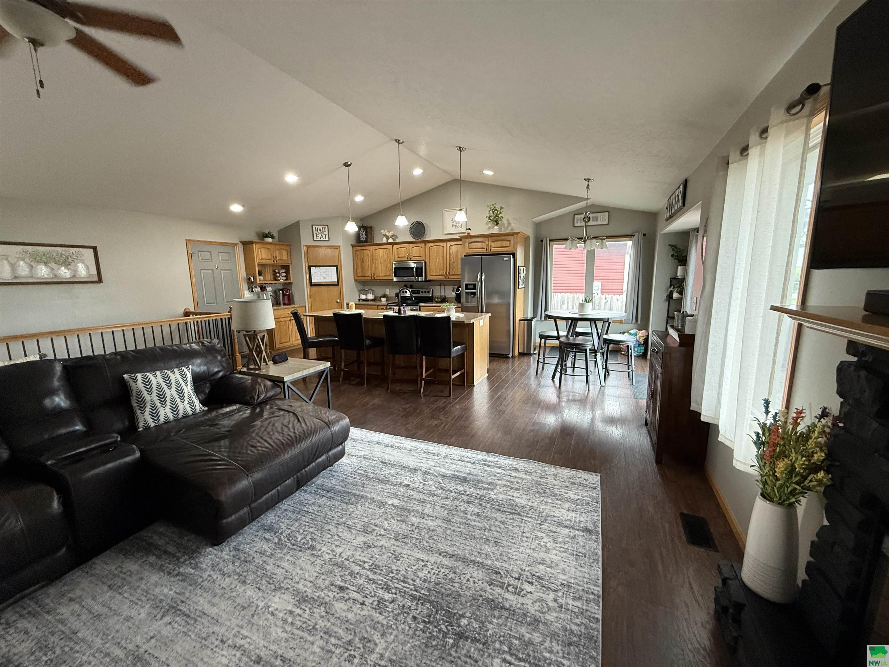 MLS #829572