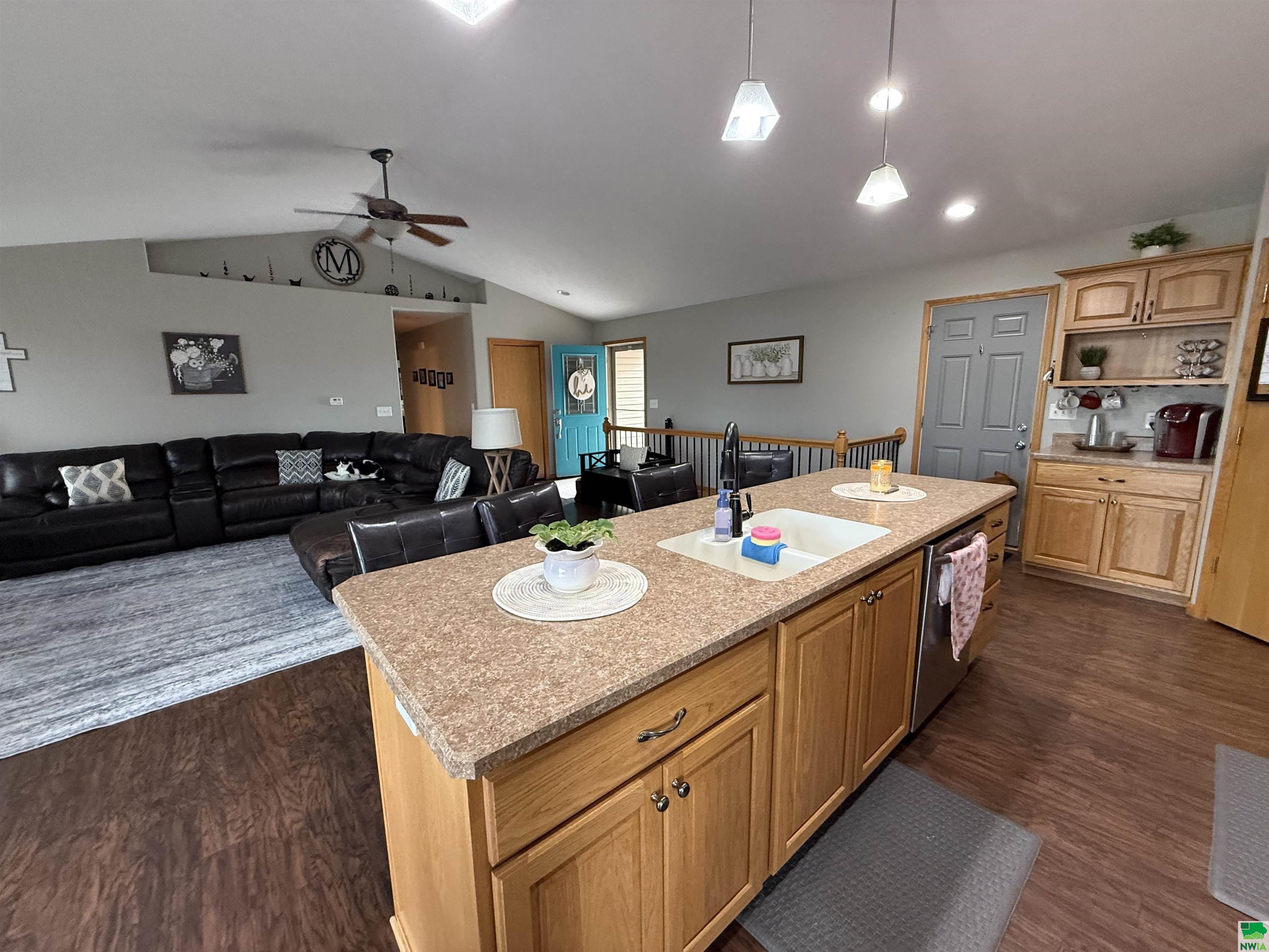 MLS #829572
