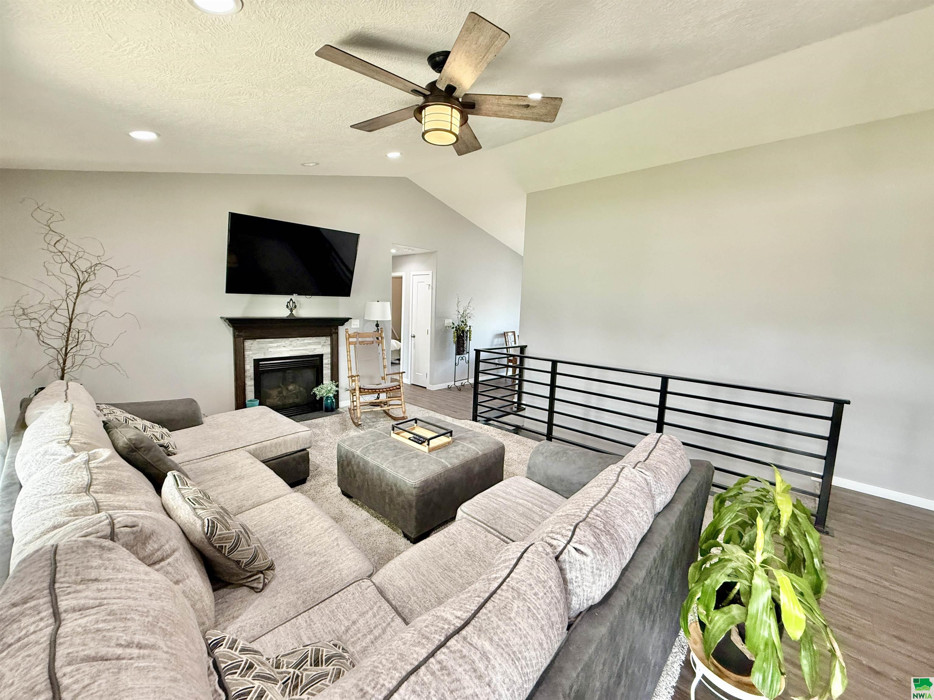 MLS #829574