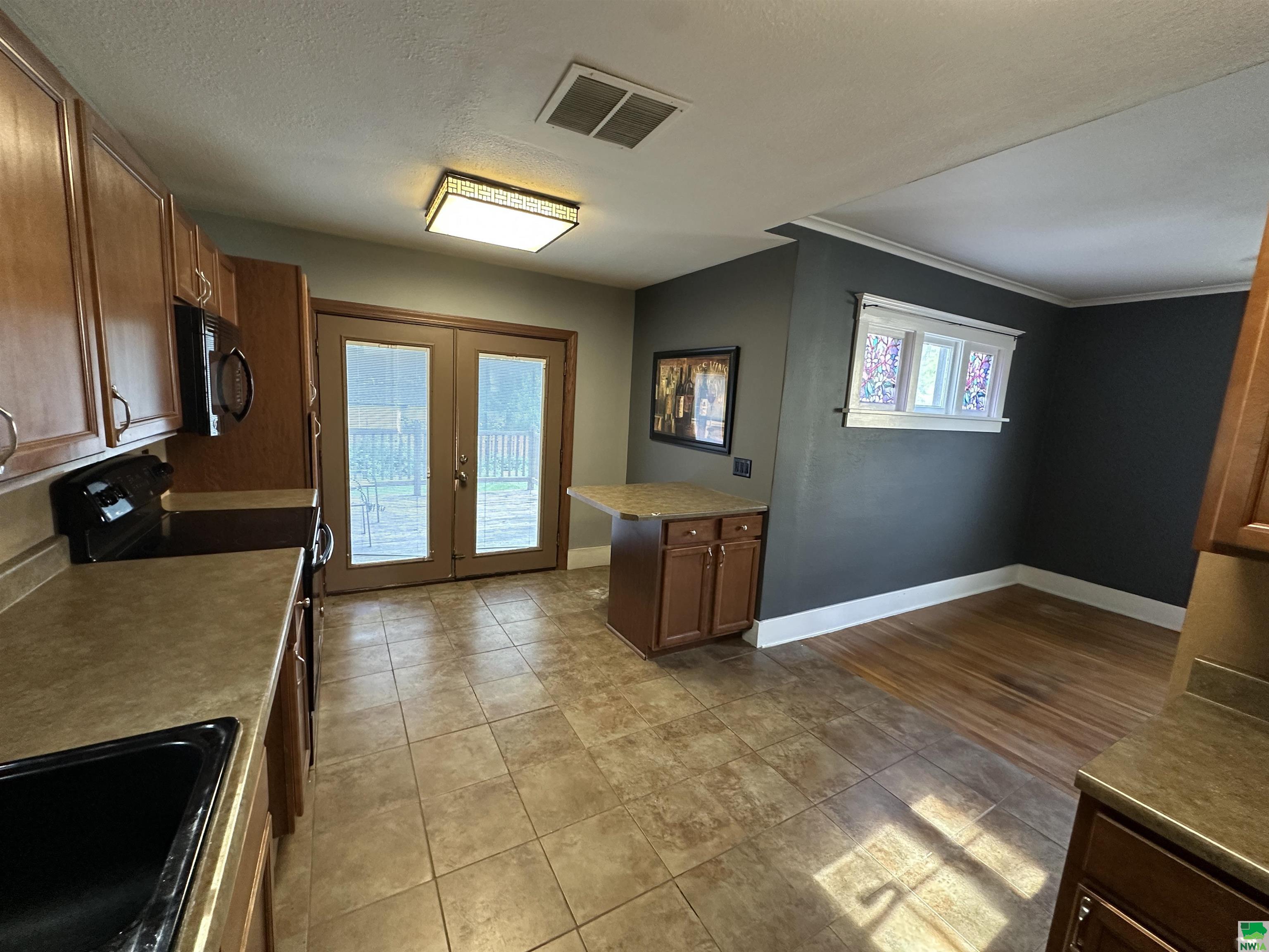 MLS #829575