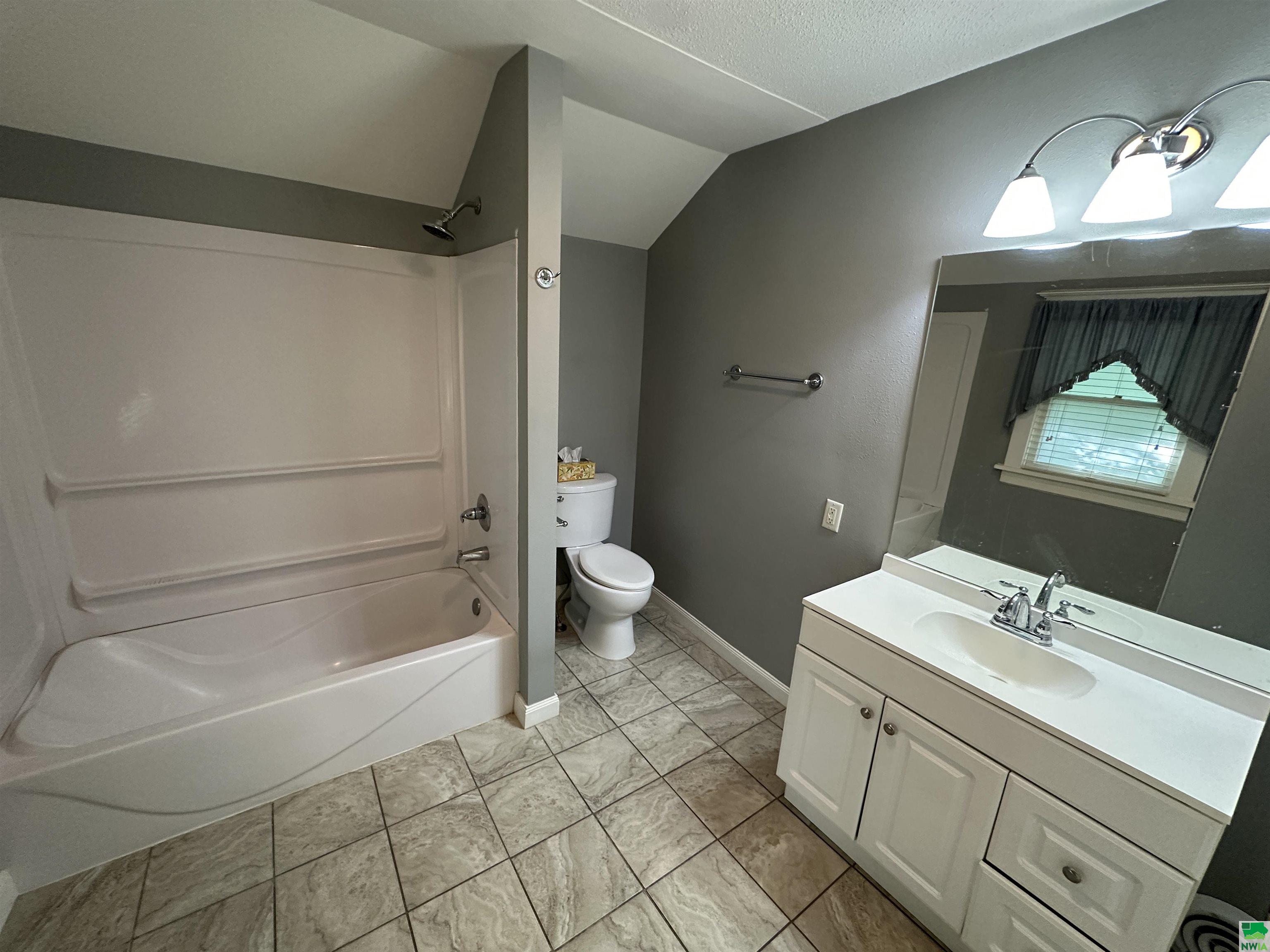 MLS #829575