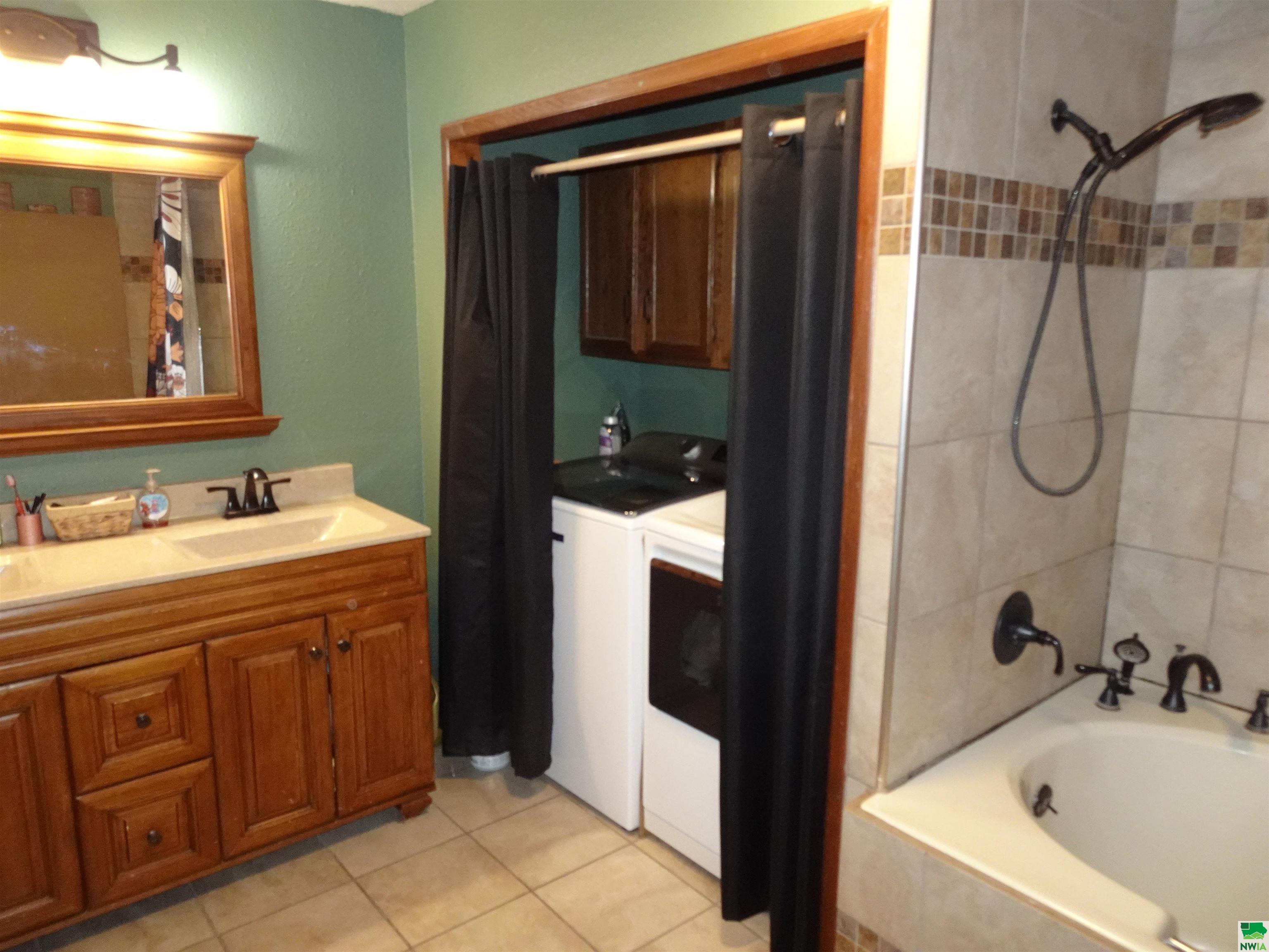 MLS #829580
