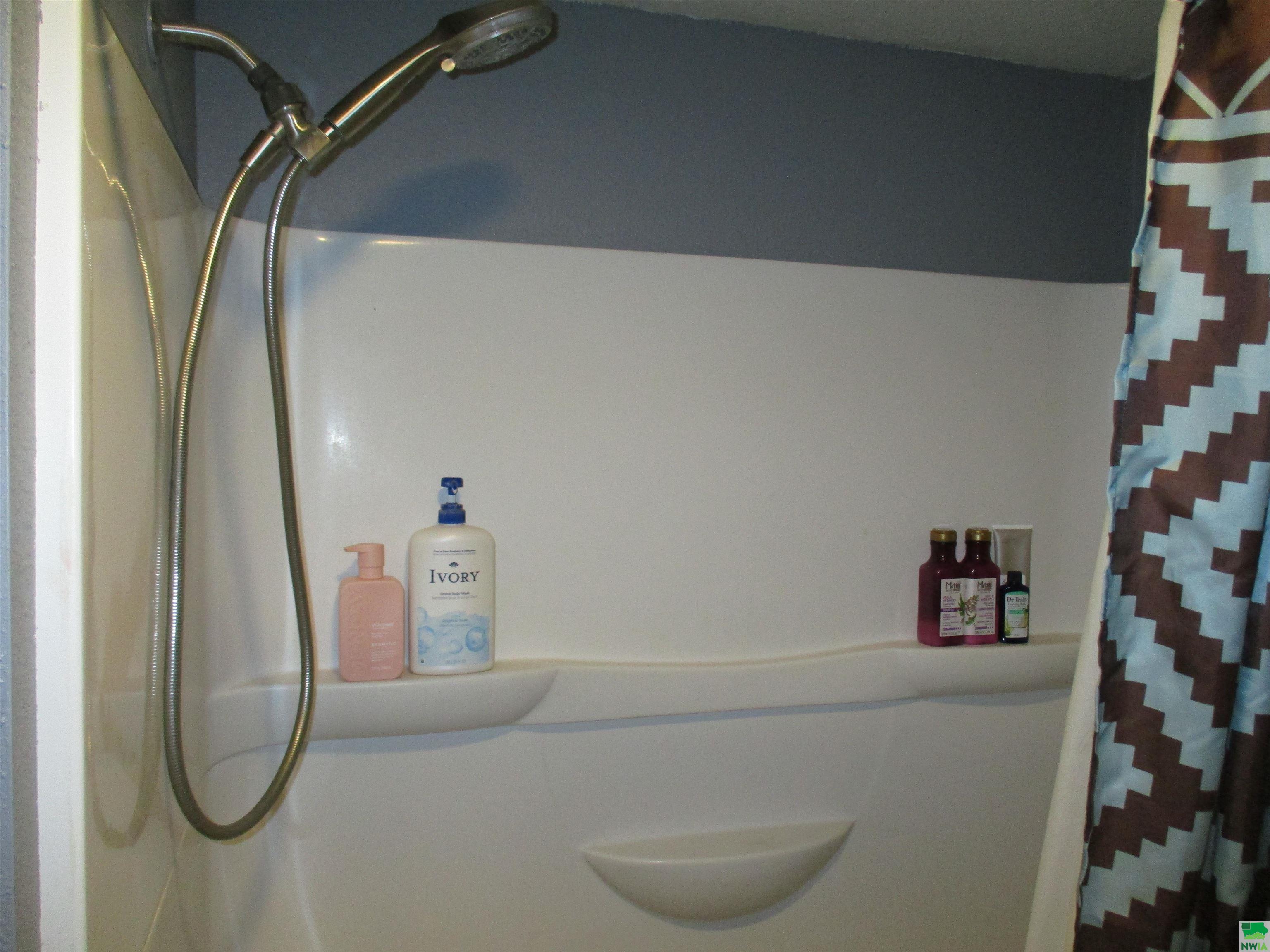 MLS #829582