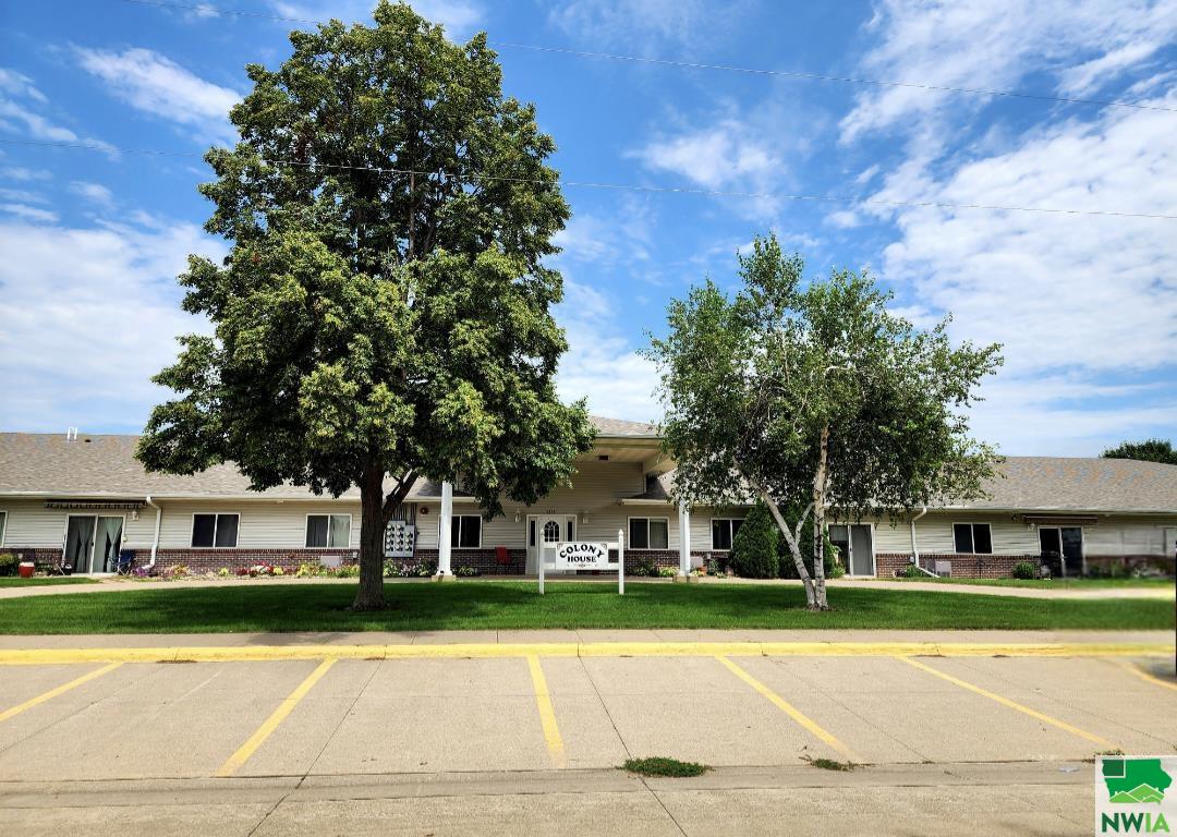 1711 E. 3rd St. #2, Hull, IA 51239 