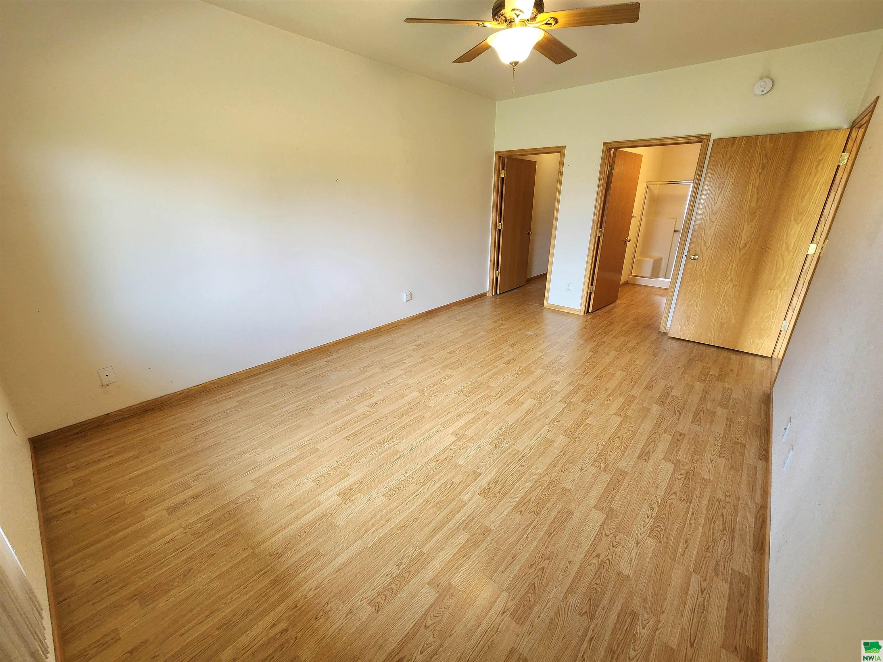 MLS #829584
