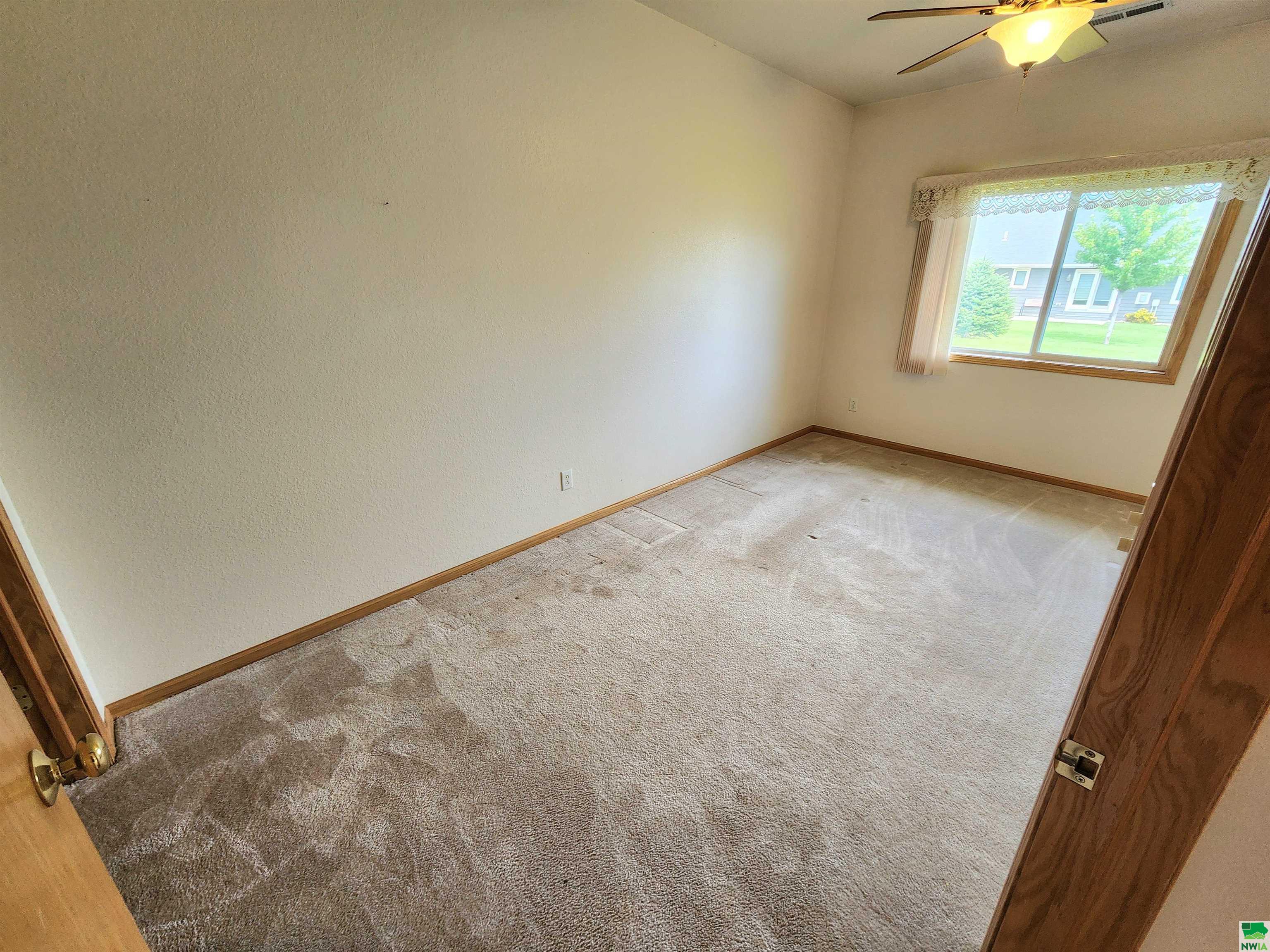 MLS #829584