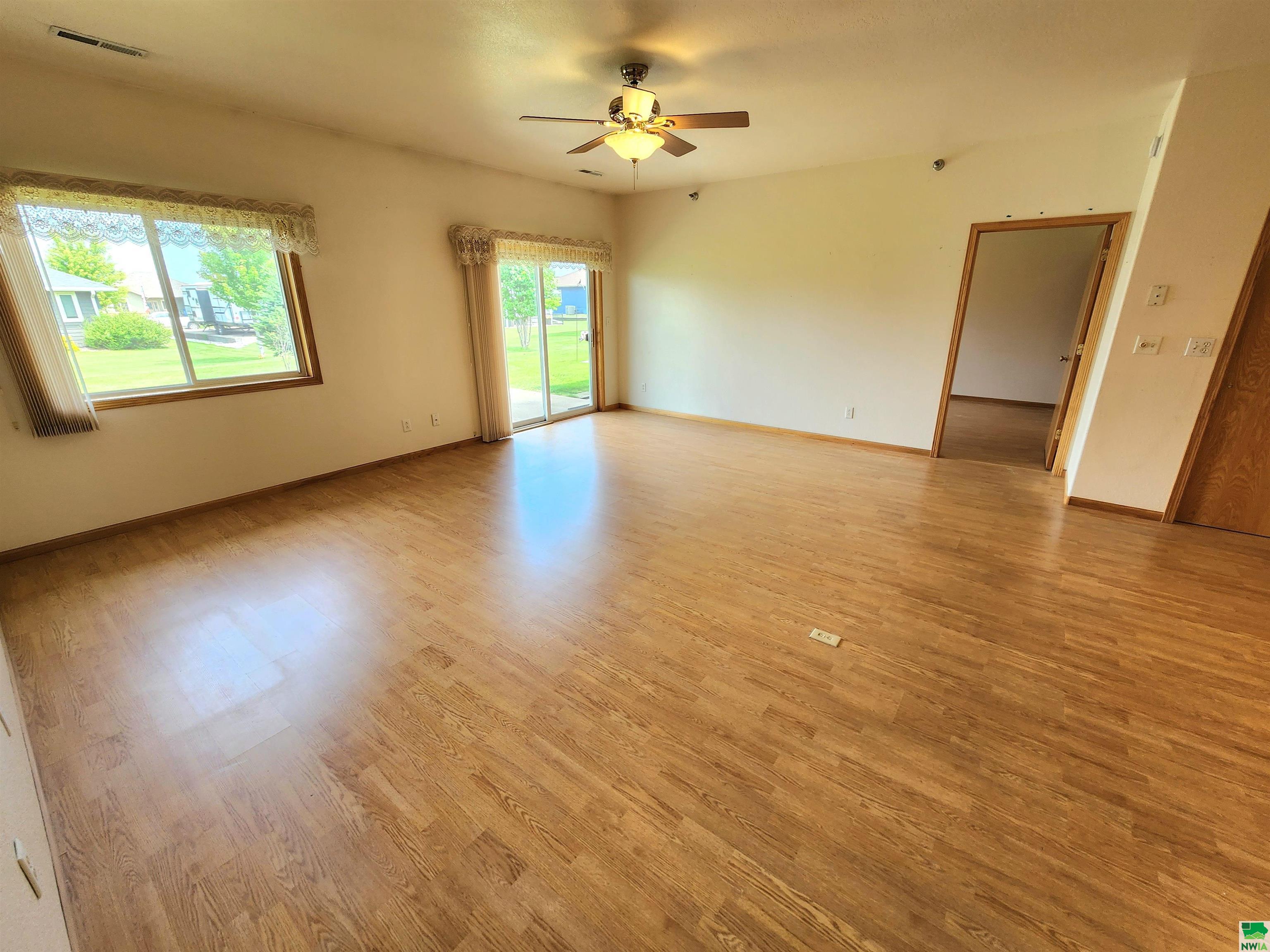 MLS #829584