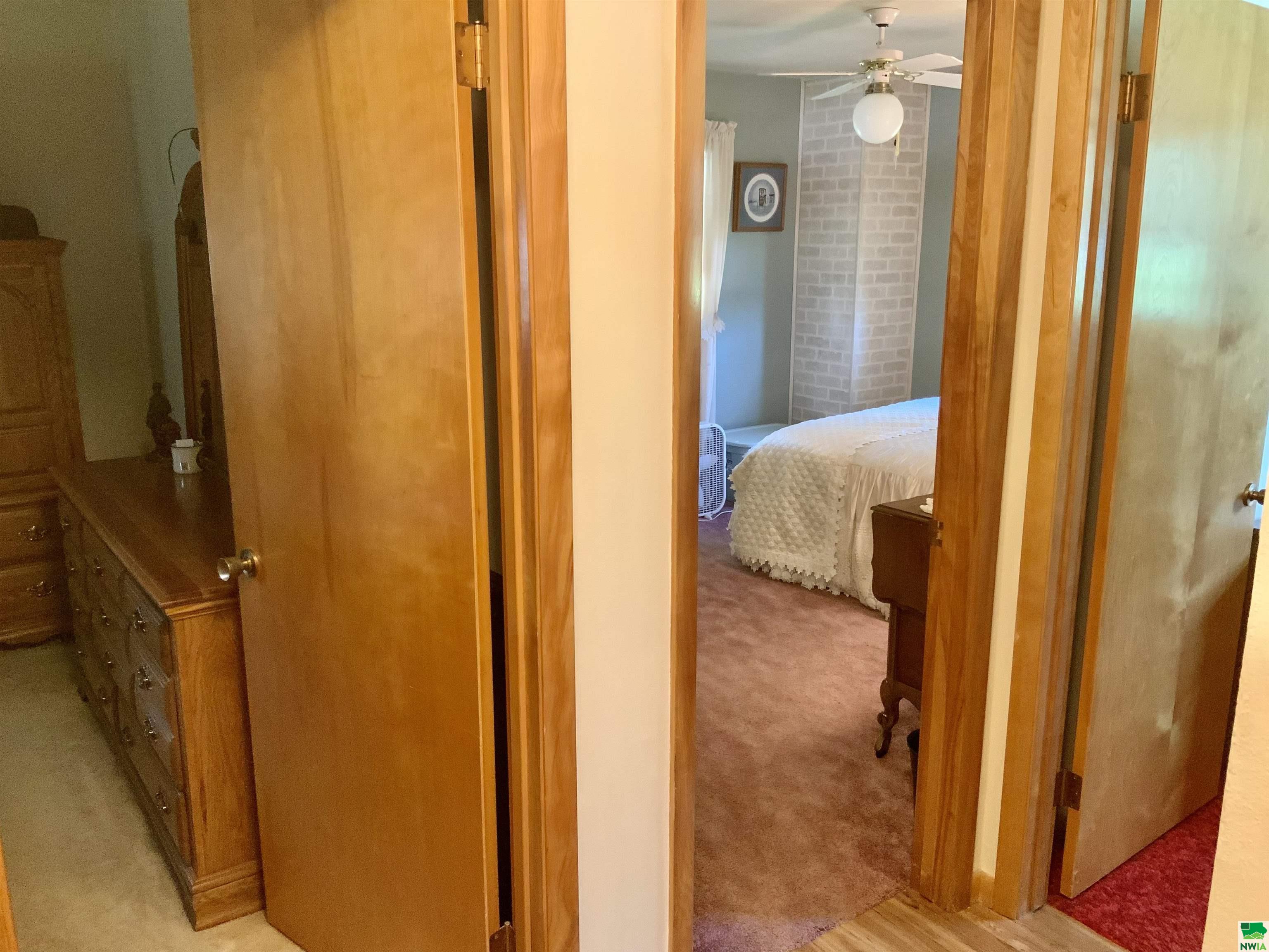 MLS #829587