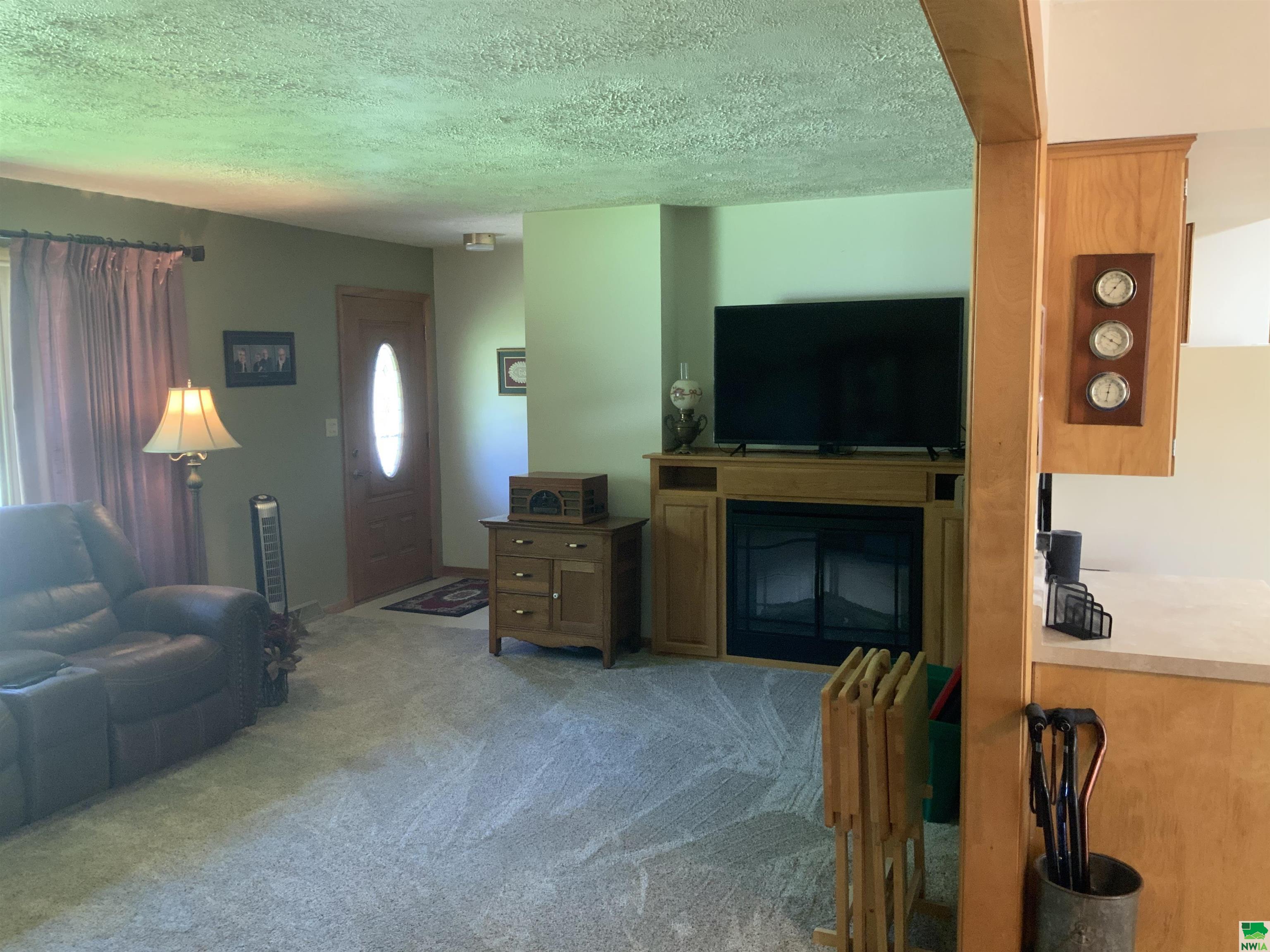 MLS #829587
