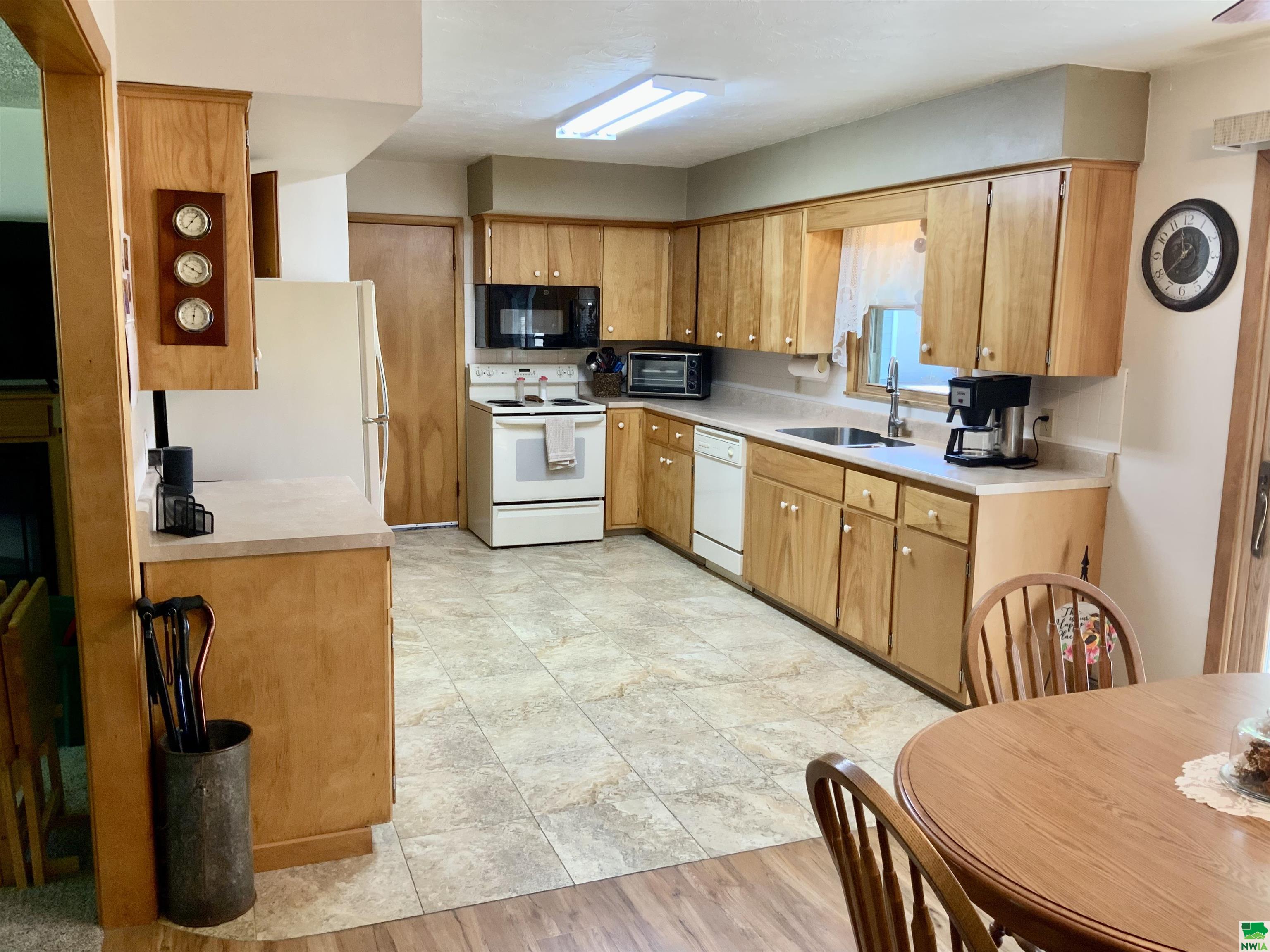 MLS #829587