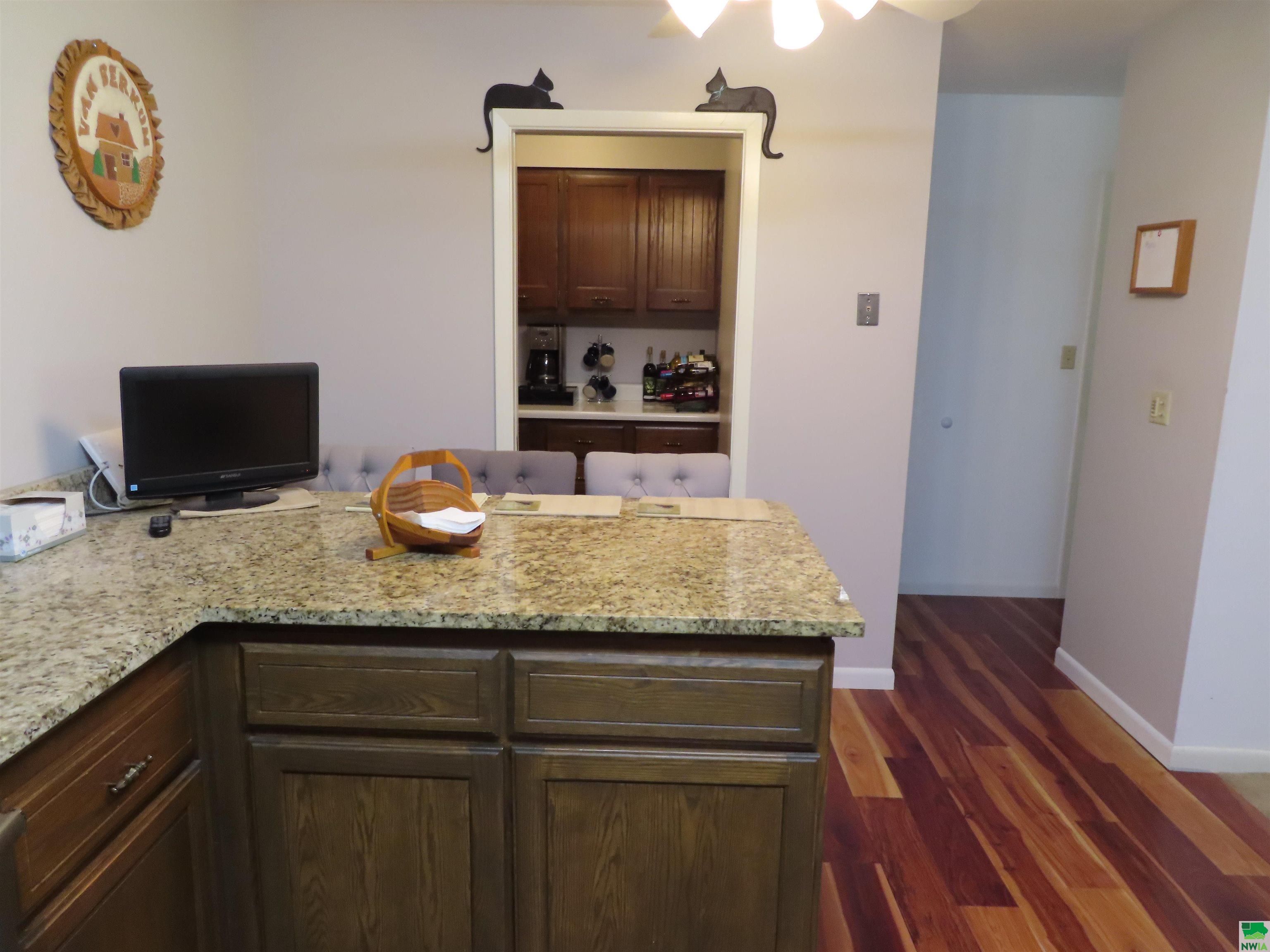 MLS #829588