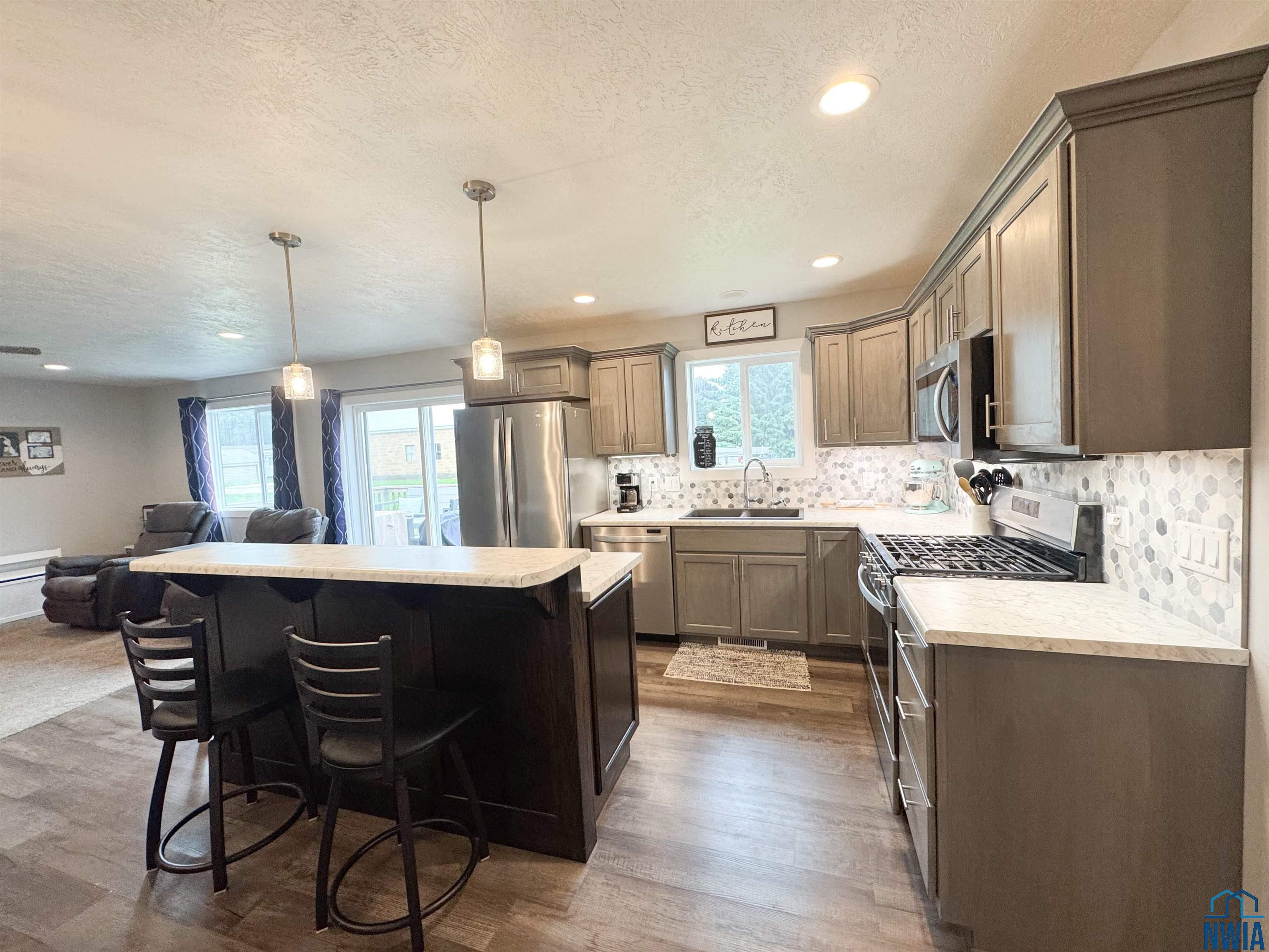 MLS #829589