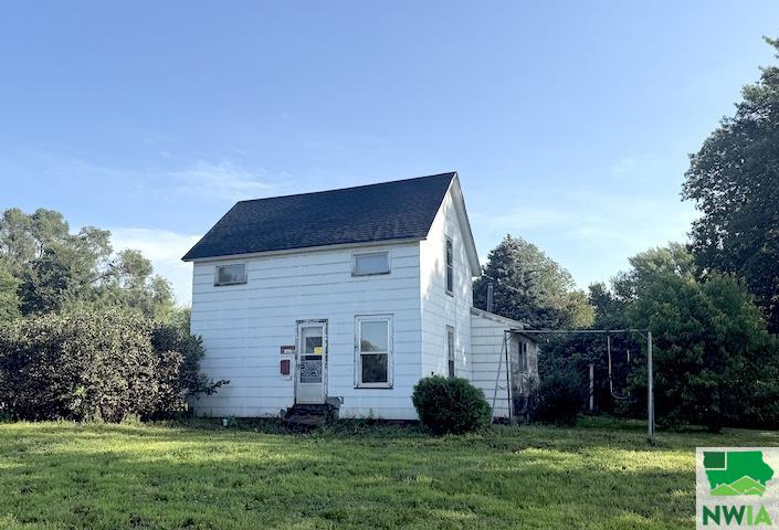927 Main W, Vermillion, SD 57069 