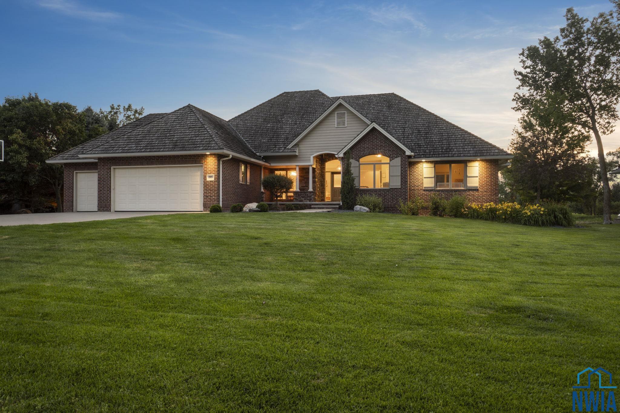 745 Monterey Trail, Dakota Dunes, SD 57049 