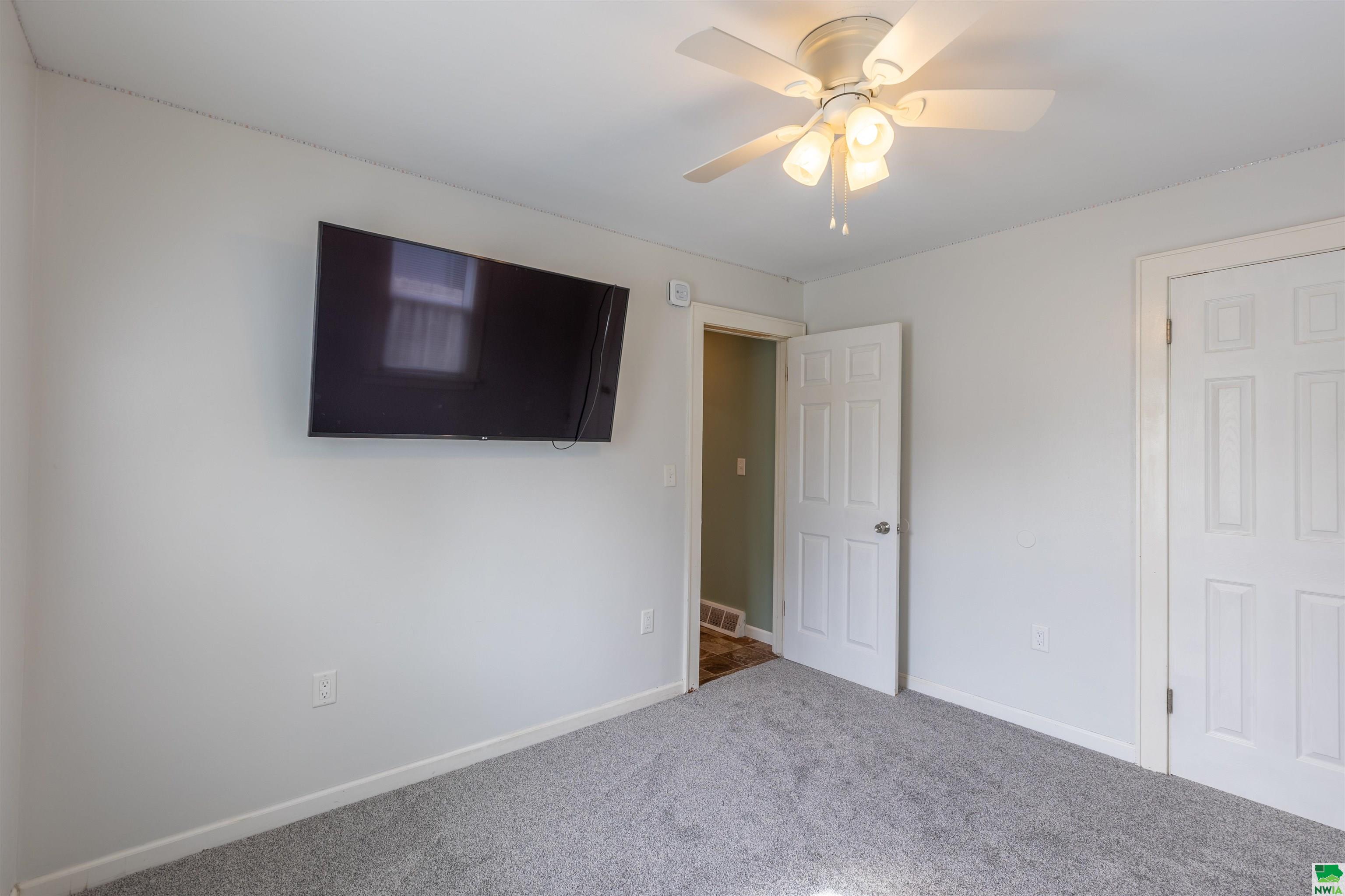 MLS #829617