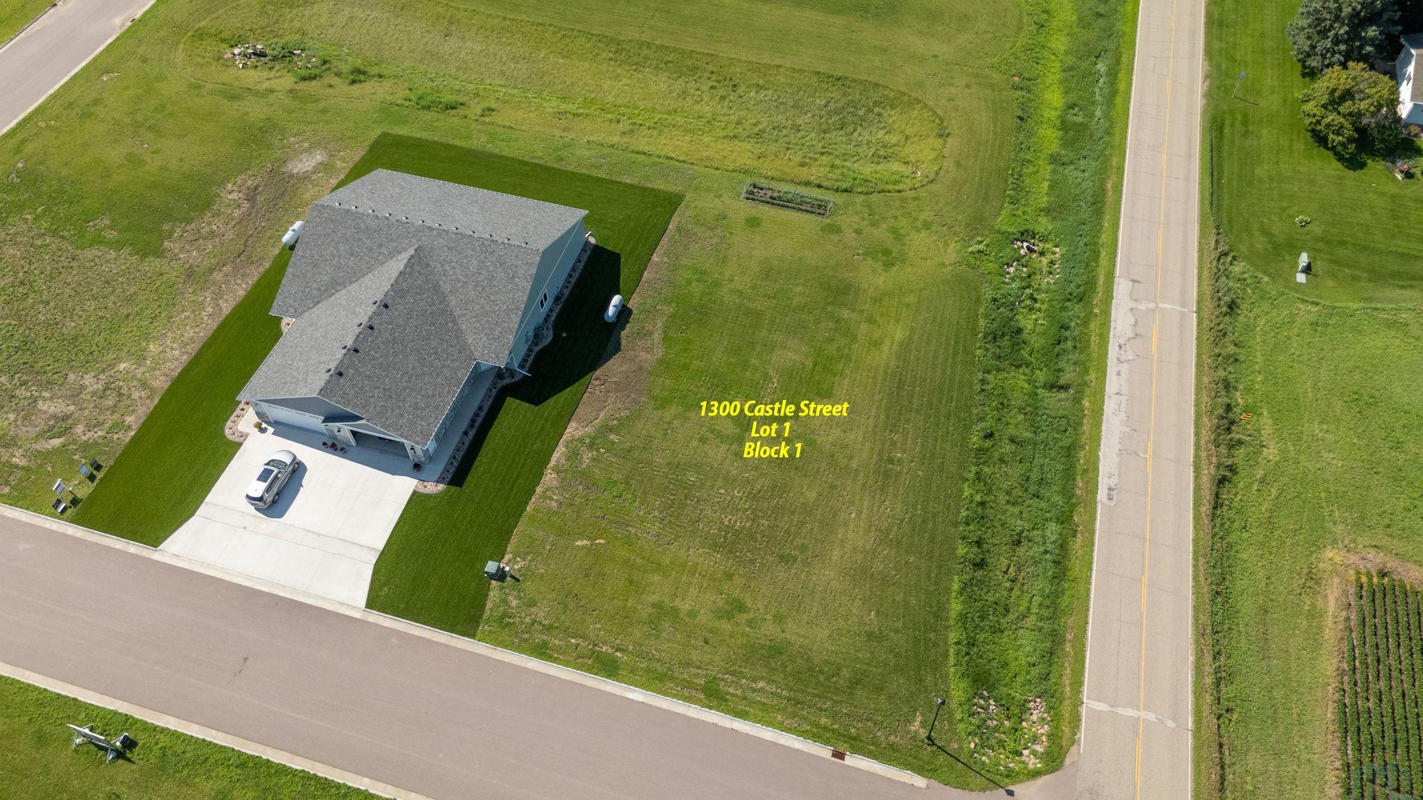 1300 Castle Street, Larchwood, IA 51241 