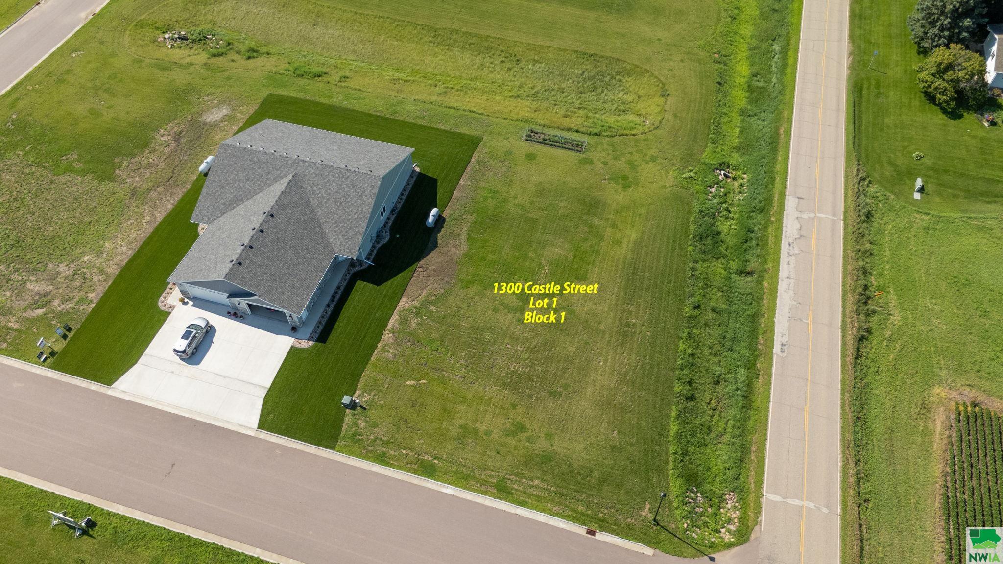 1300 Castle Street, Larchwood, IA 51241 