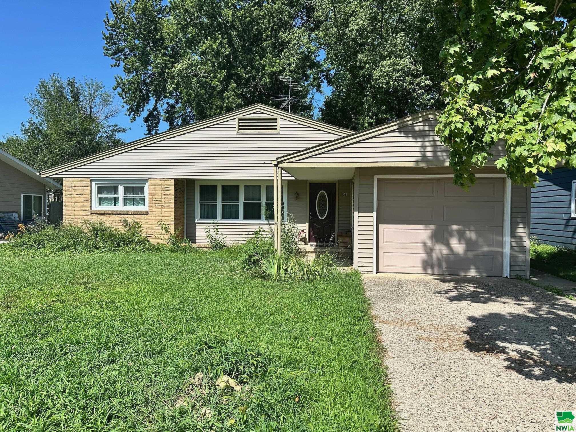 108 Oak St S, Marcus, IA 51035 