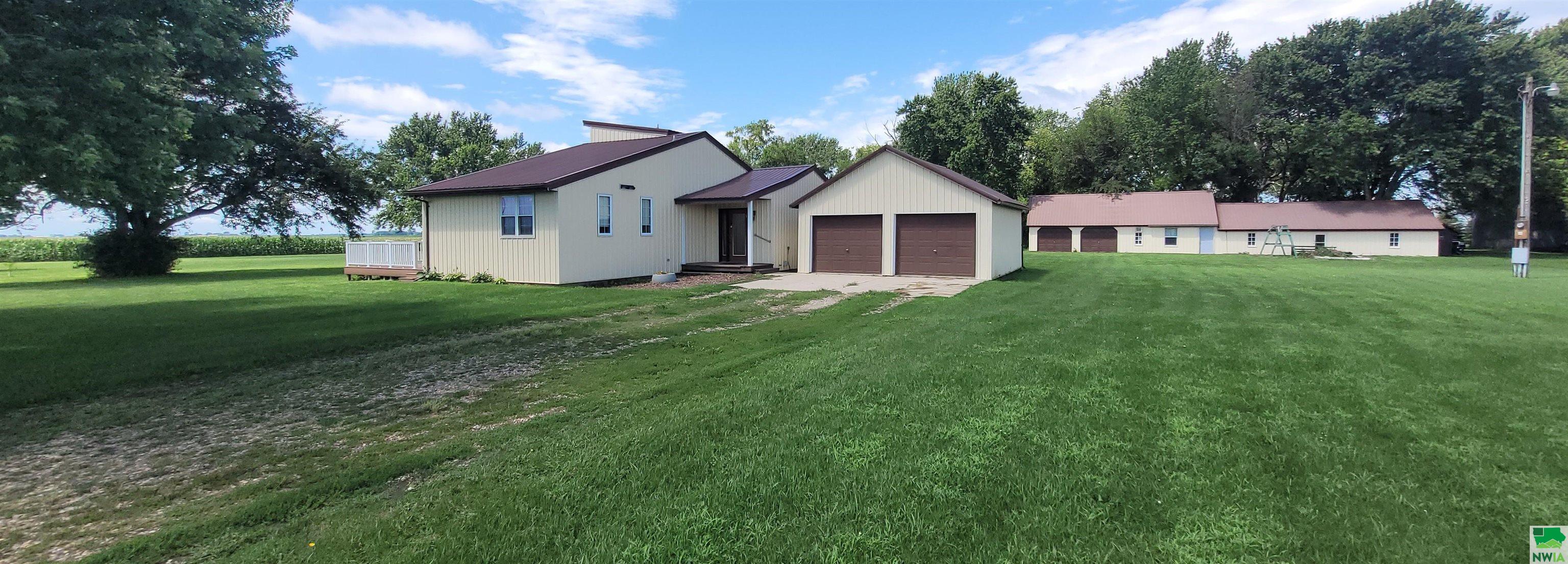 3943 Olive Ave, Archer, IA 51231 