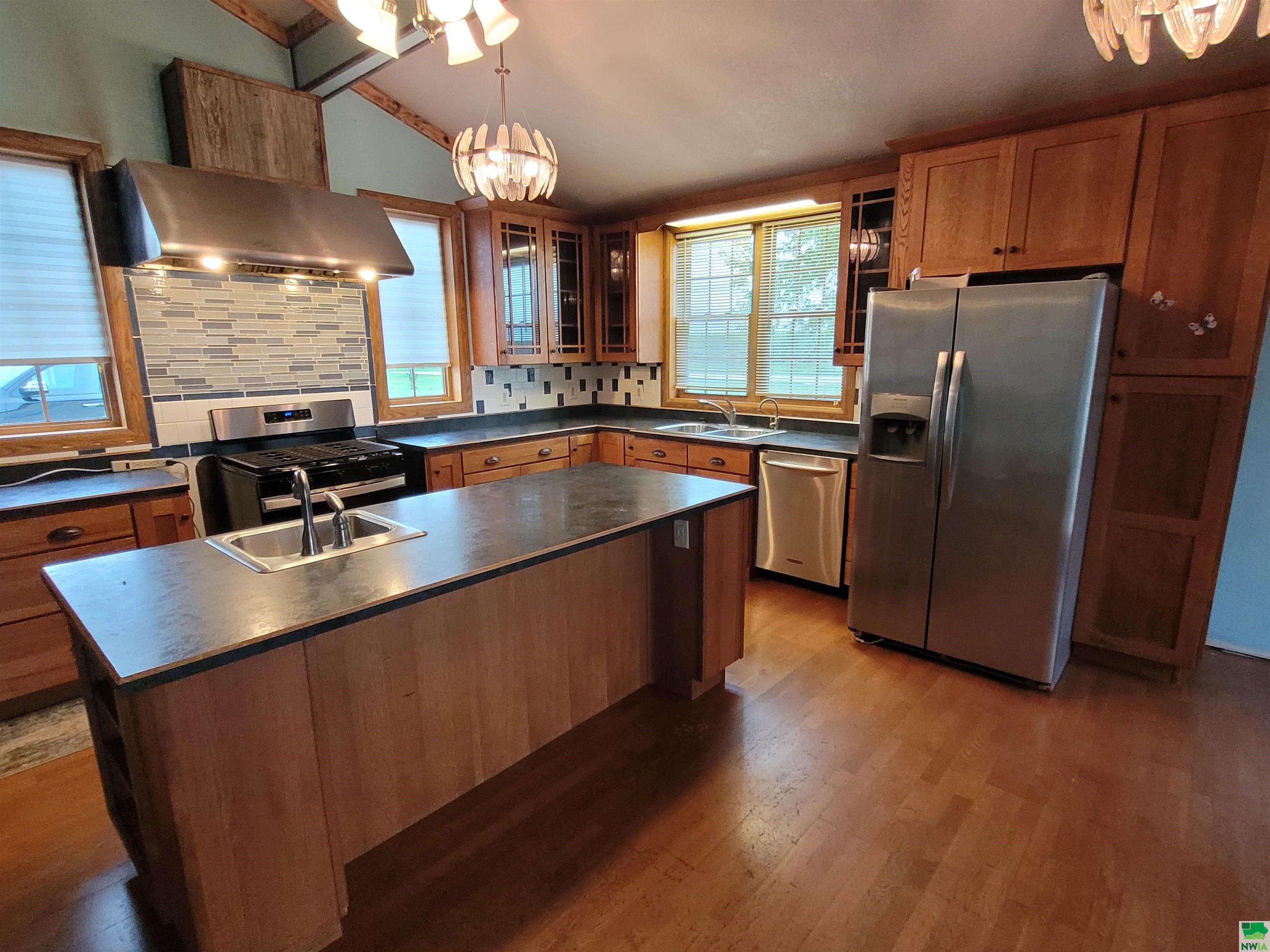MLS #829636