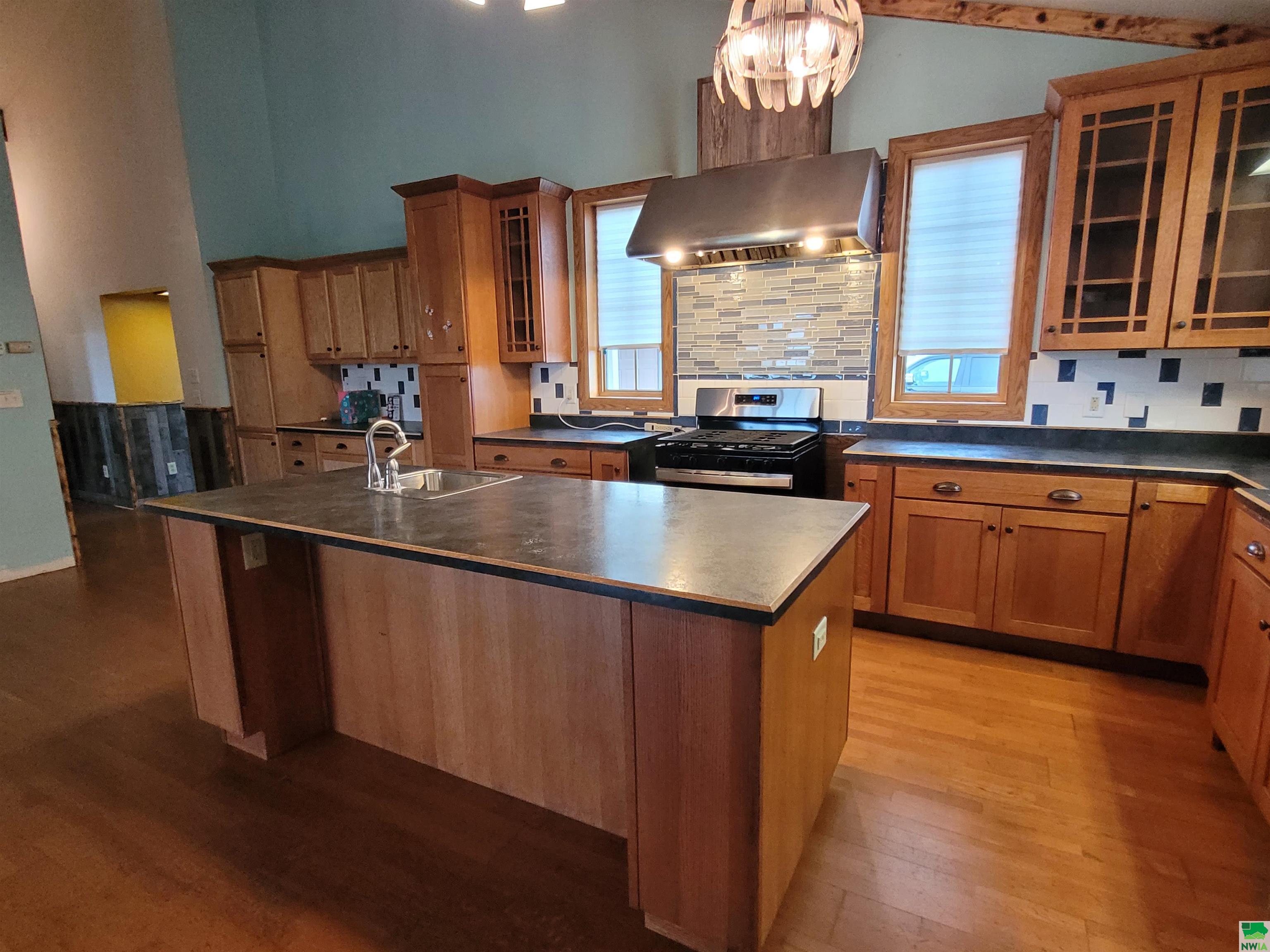 MLS #829636