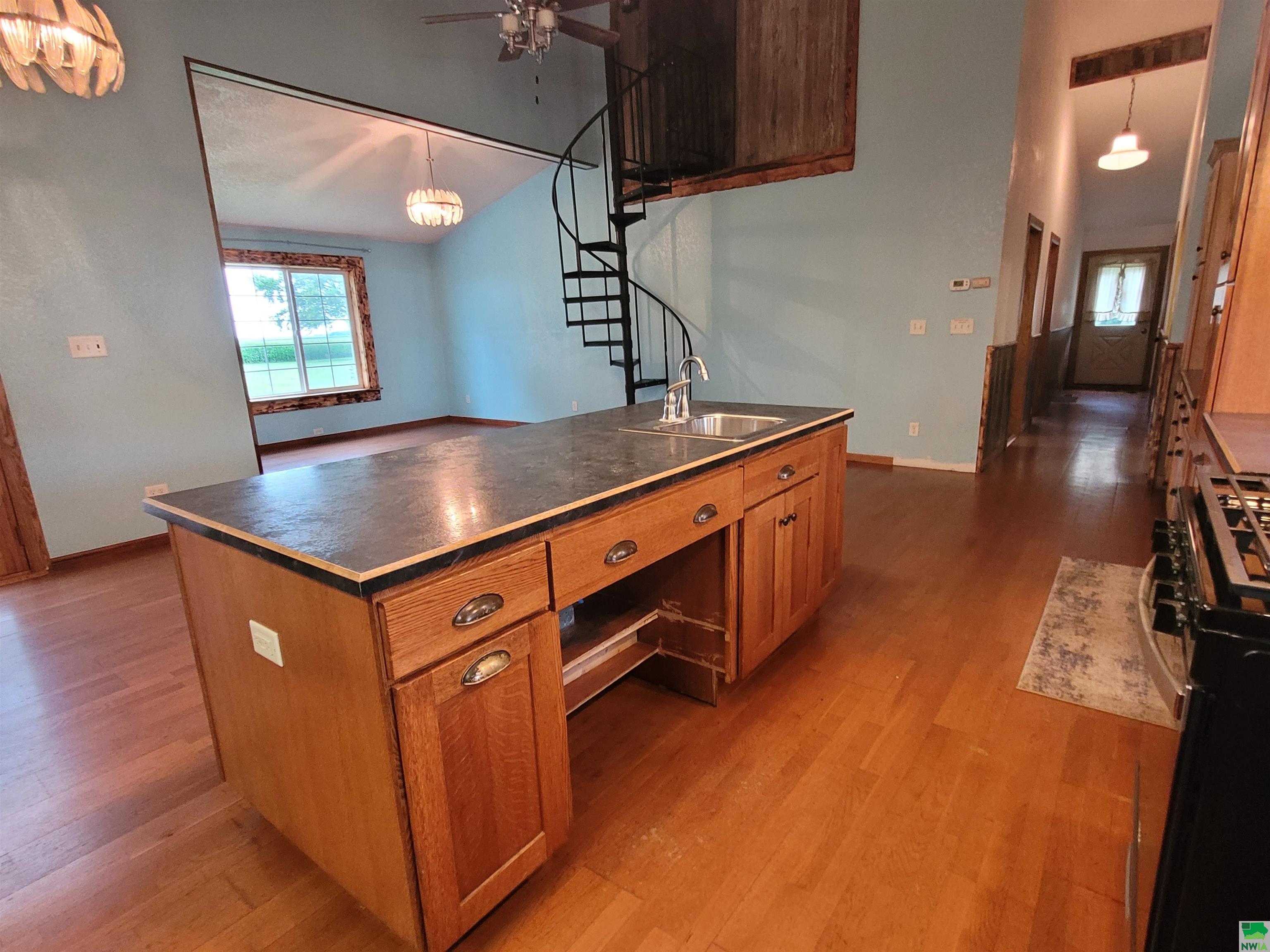 MLS #829636