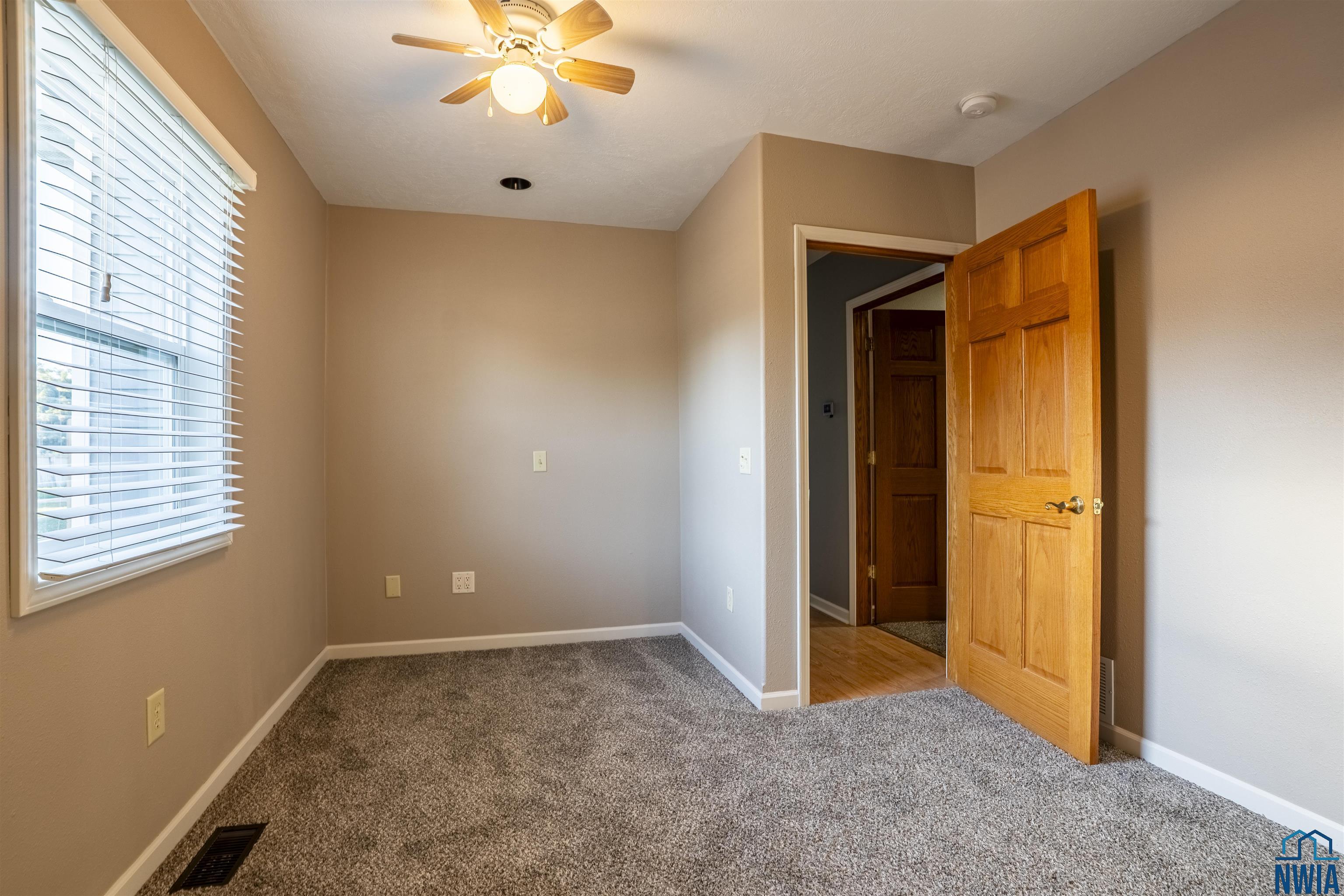 MLS #829647
