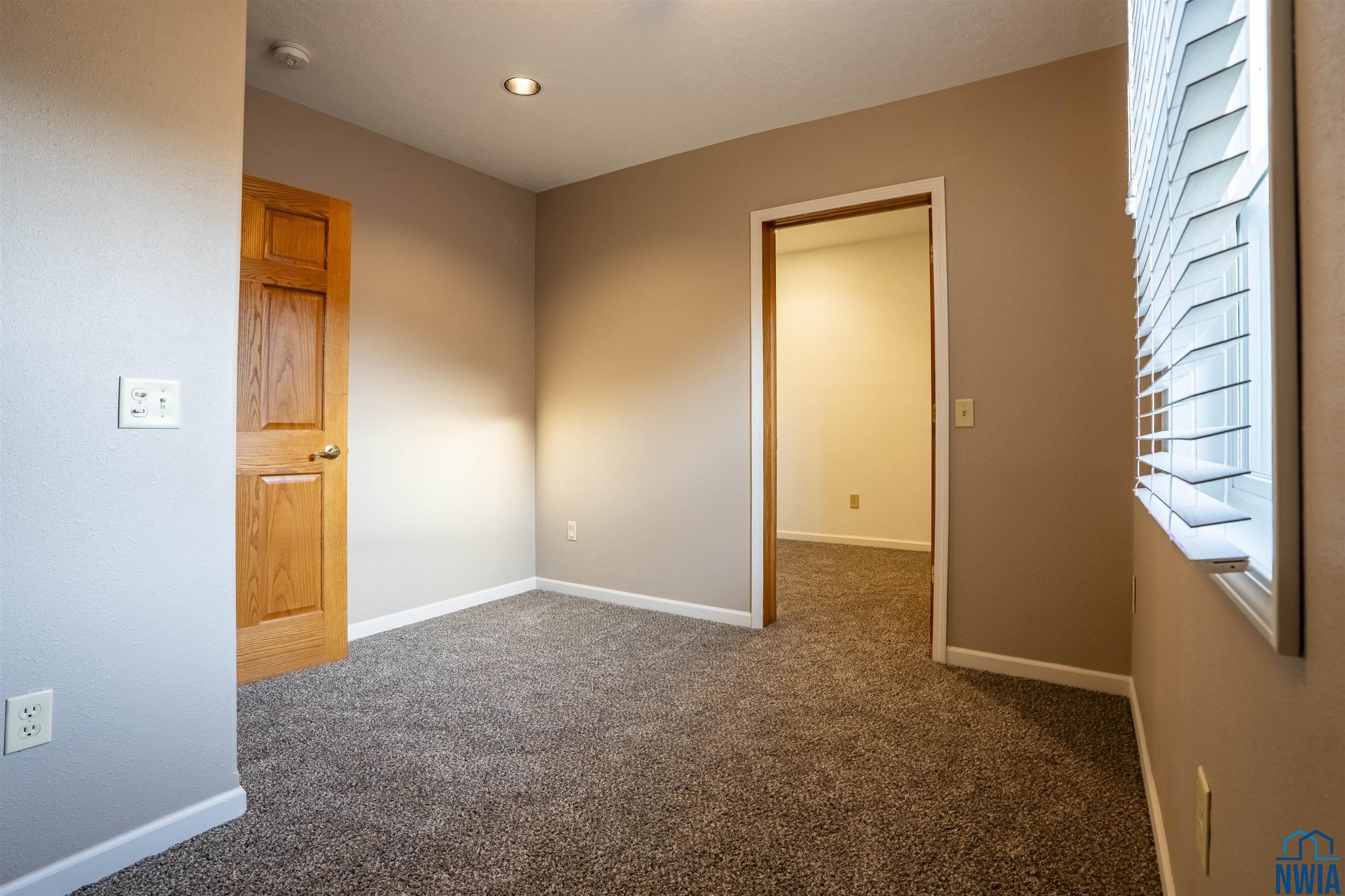 MLS #829647