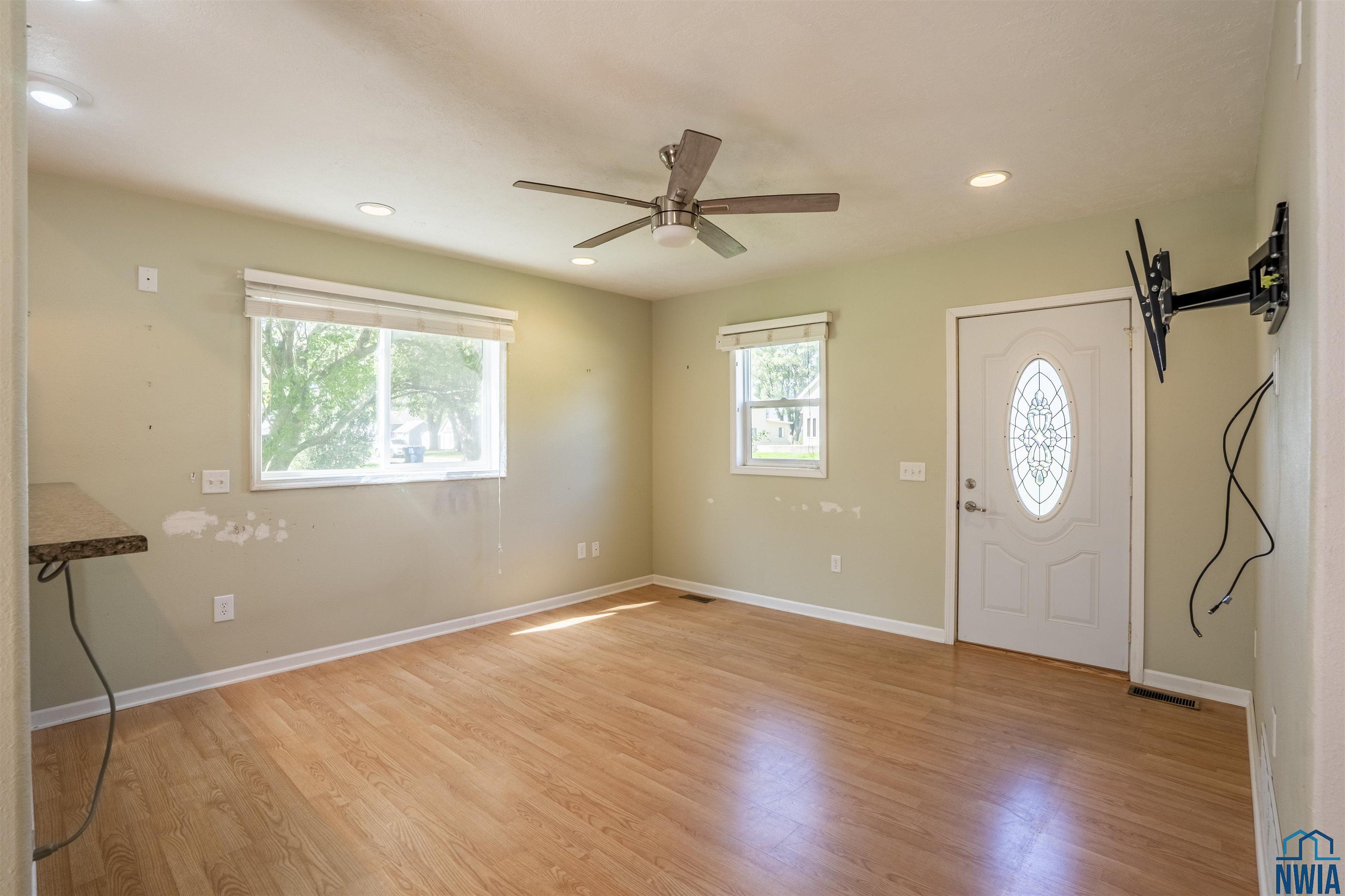 MLS #829647