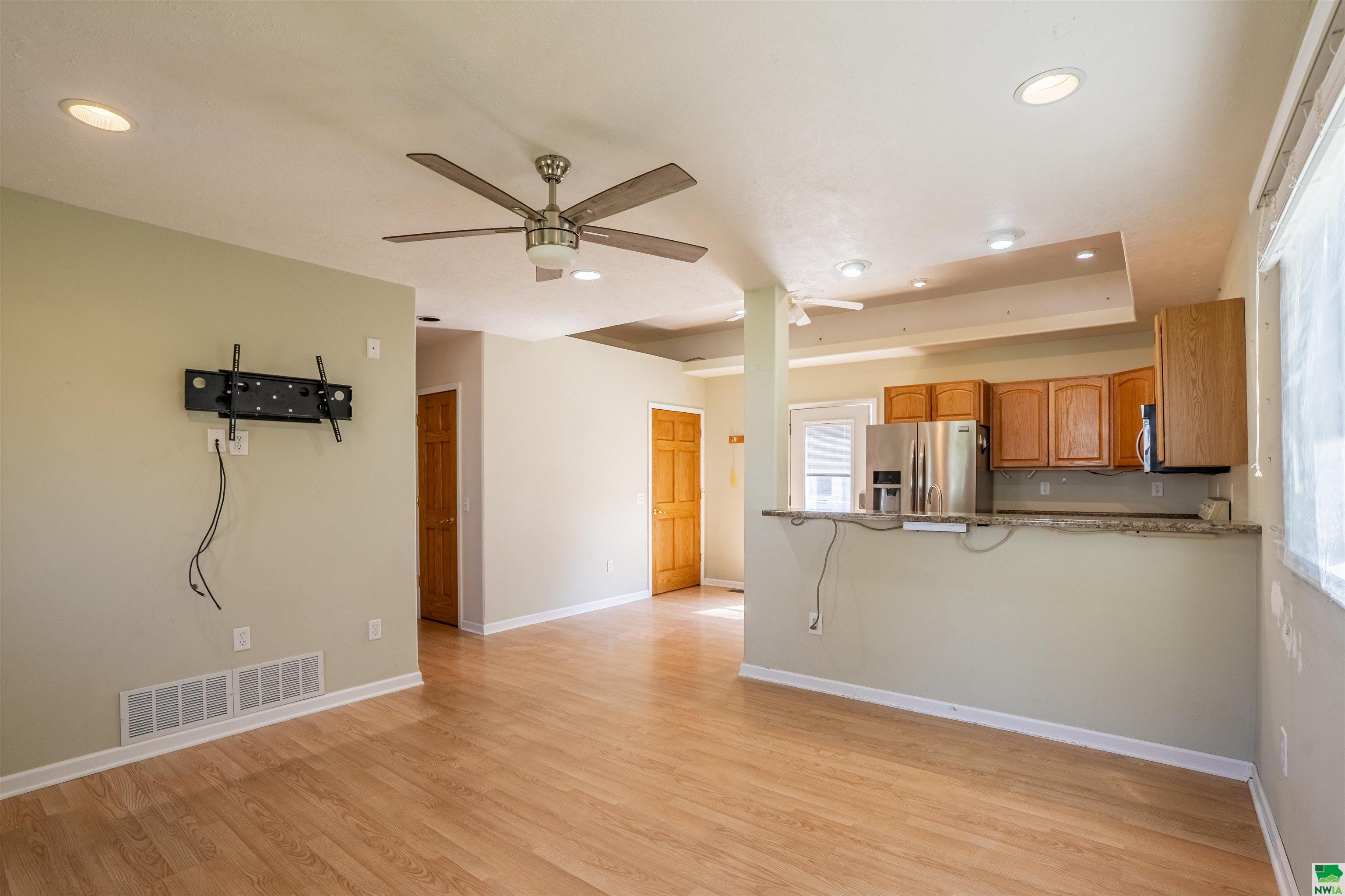 MLS #829647