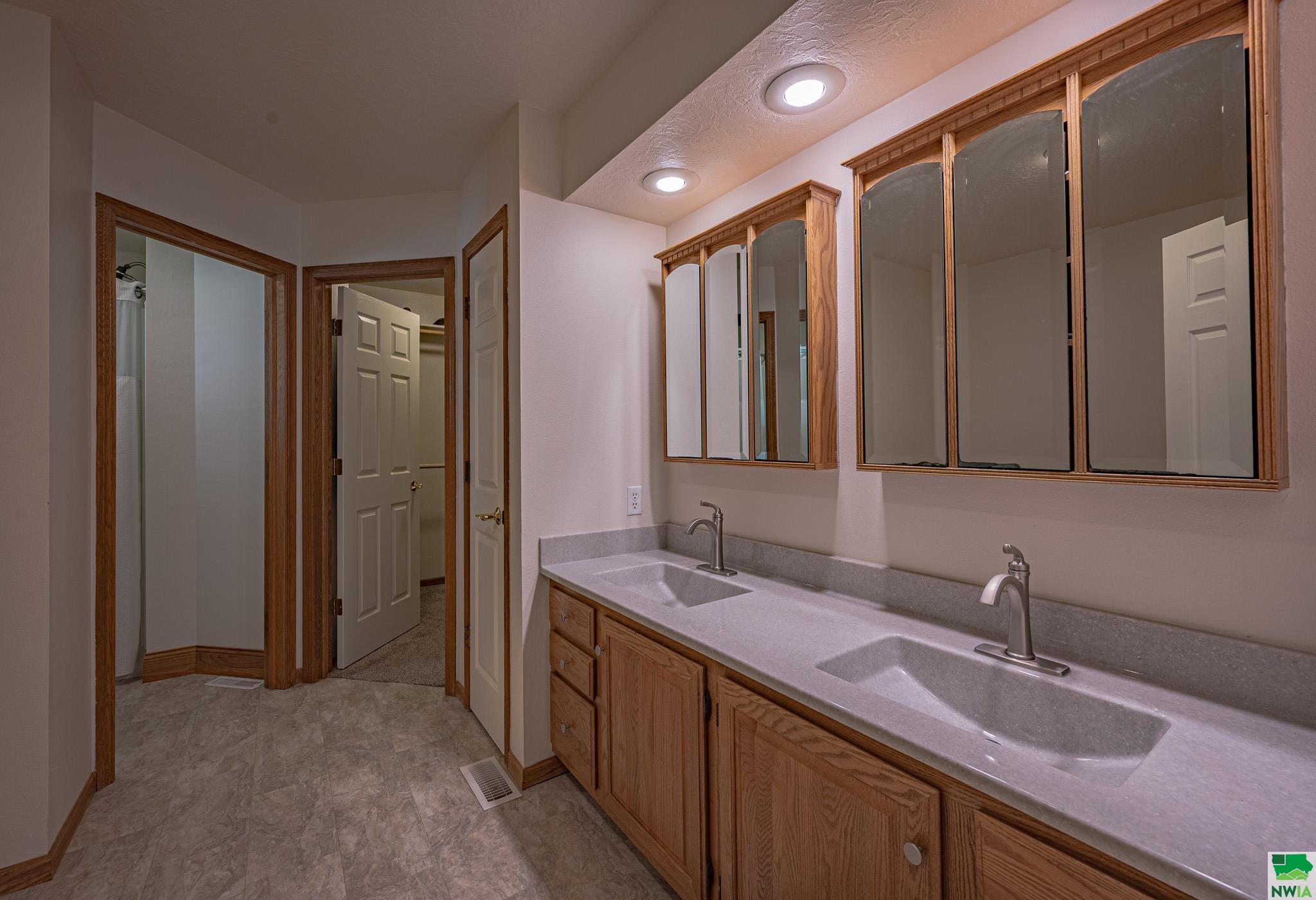 MLS #829665