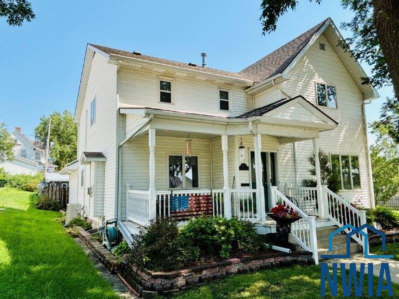 430 CEDAR ST W, Cherokee, IA 51012 