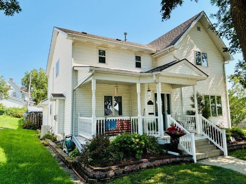 430 CEDAR ST W, Cherokee, IA 51012 