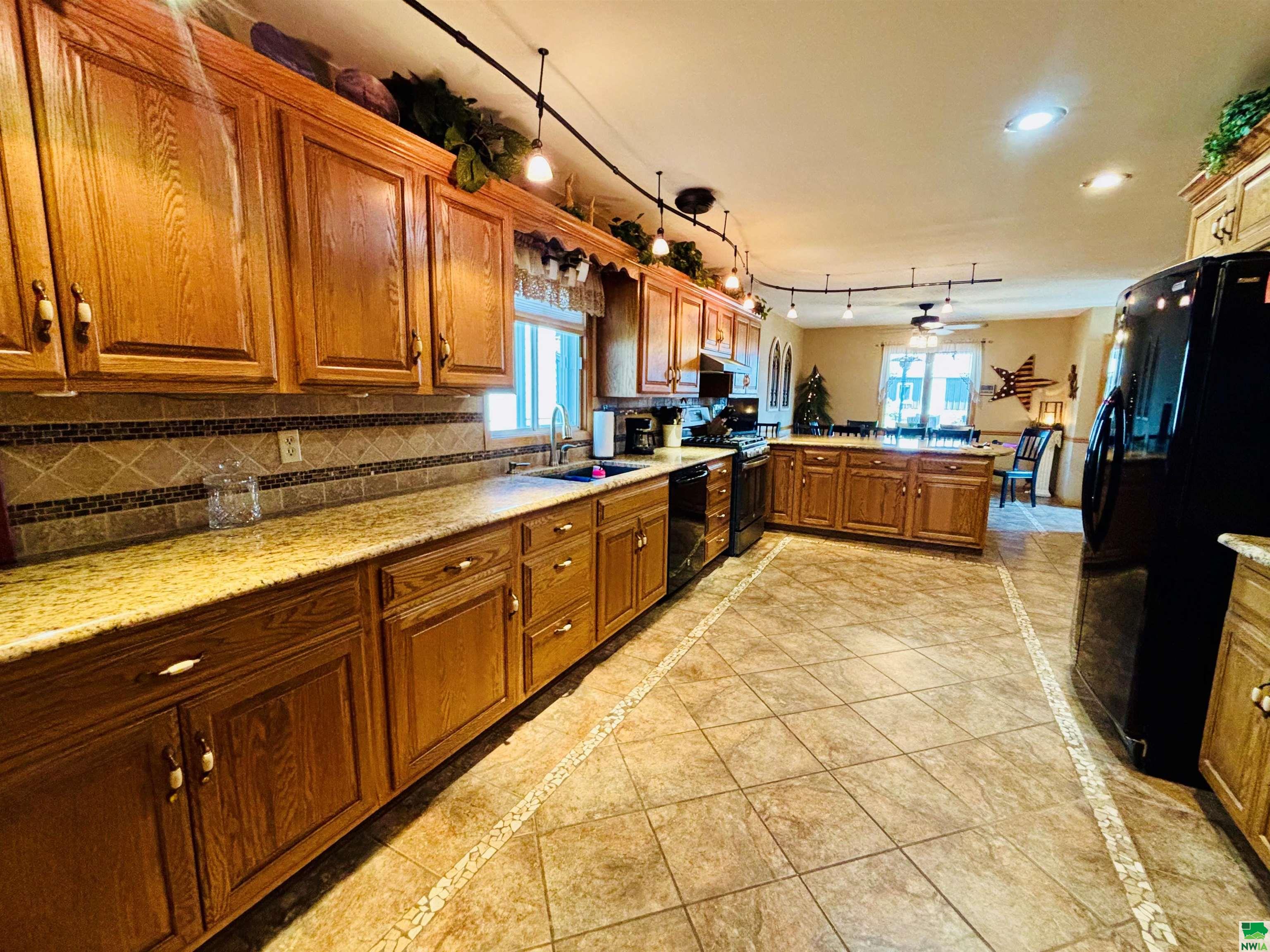 MLS #829666