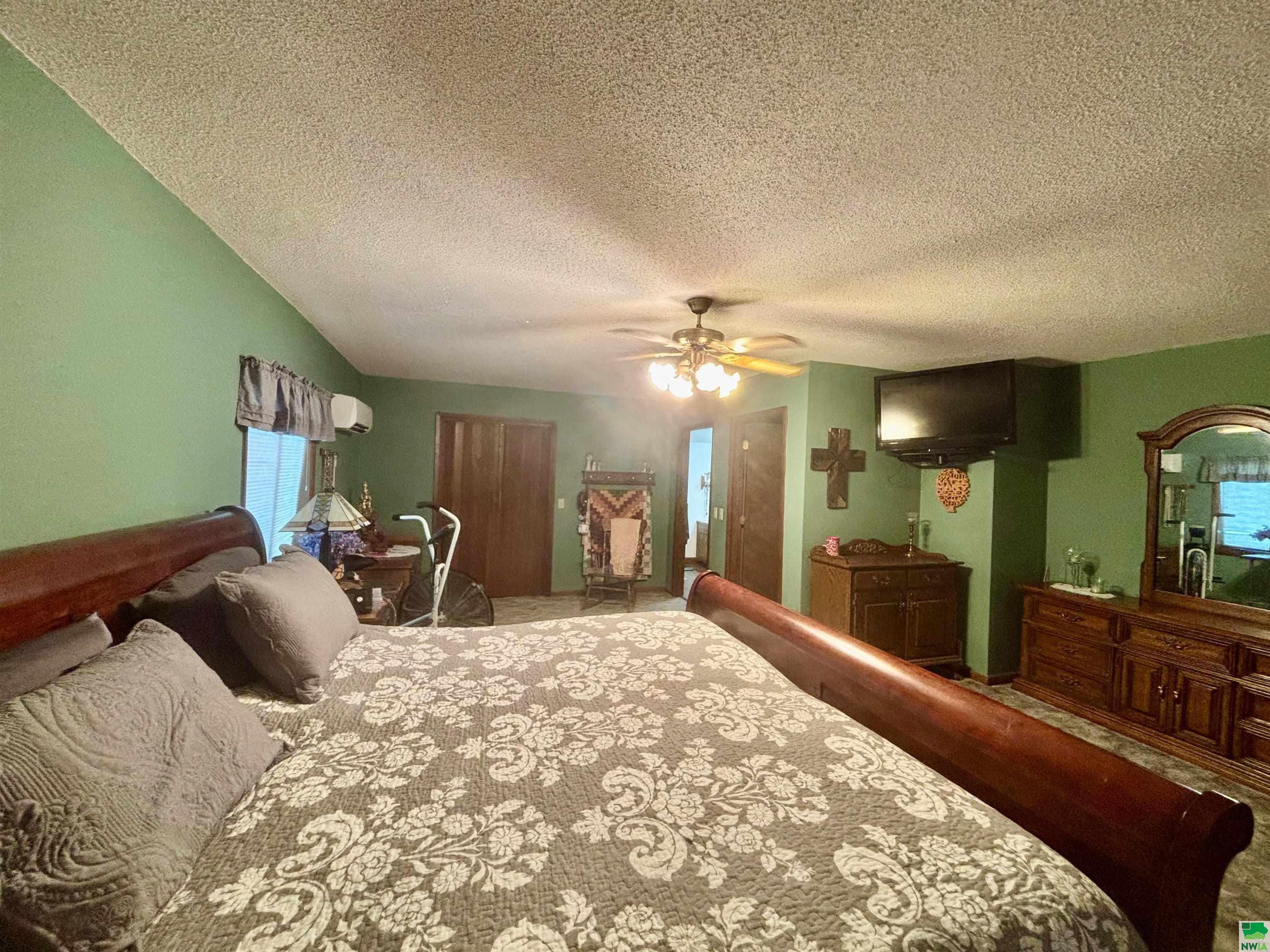 MLS #829666