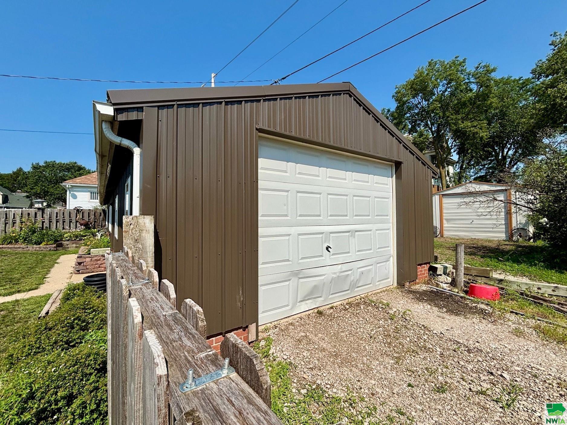 MLS #829666