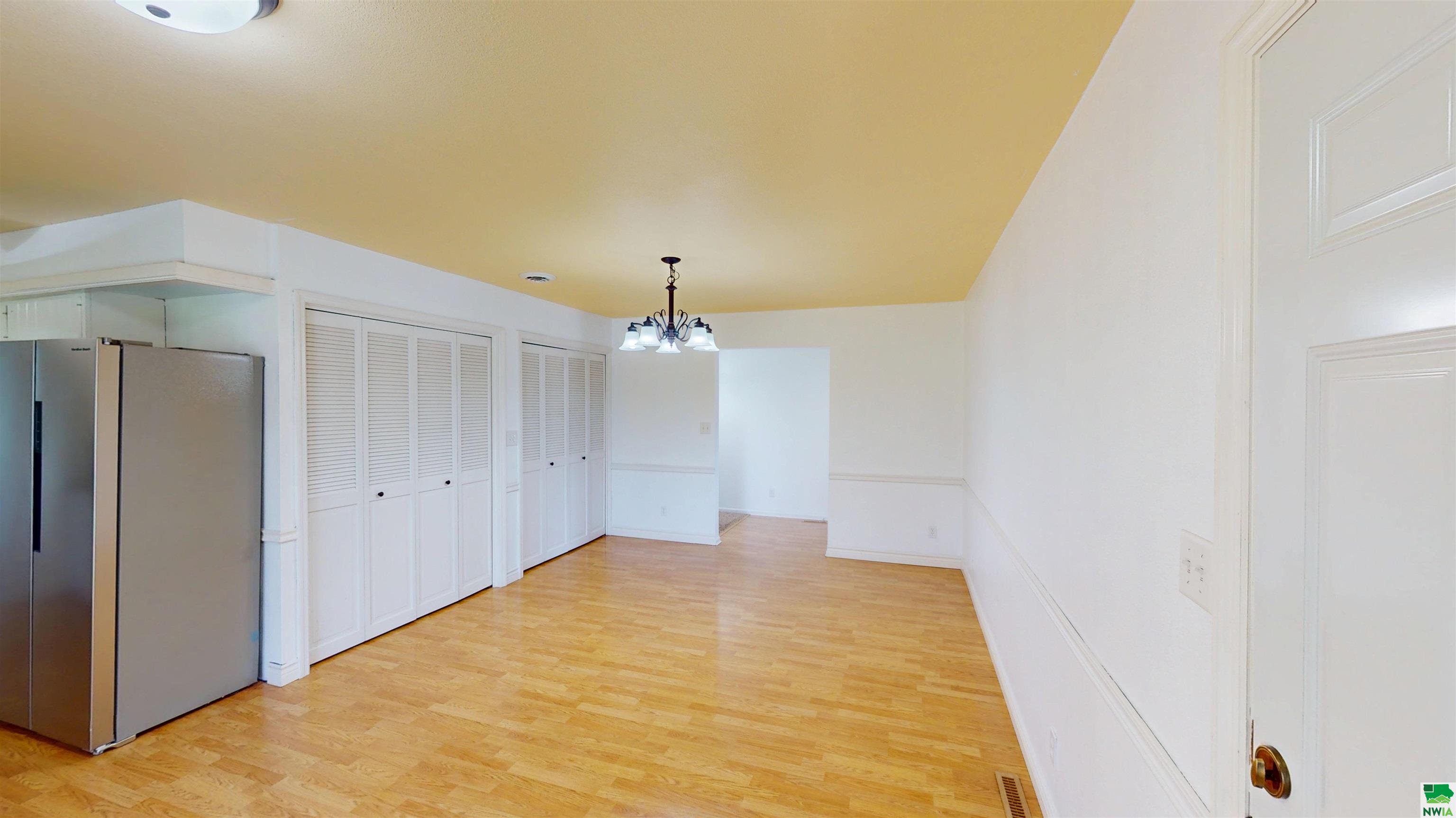 MLS #829667