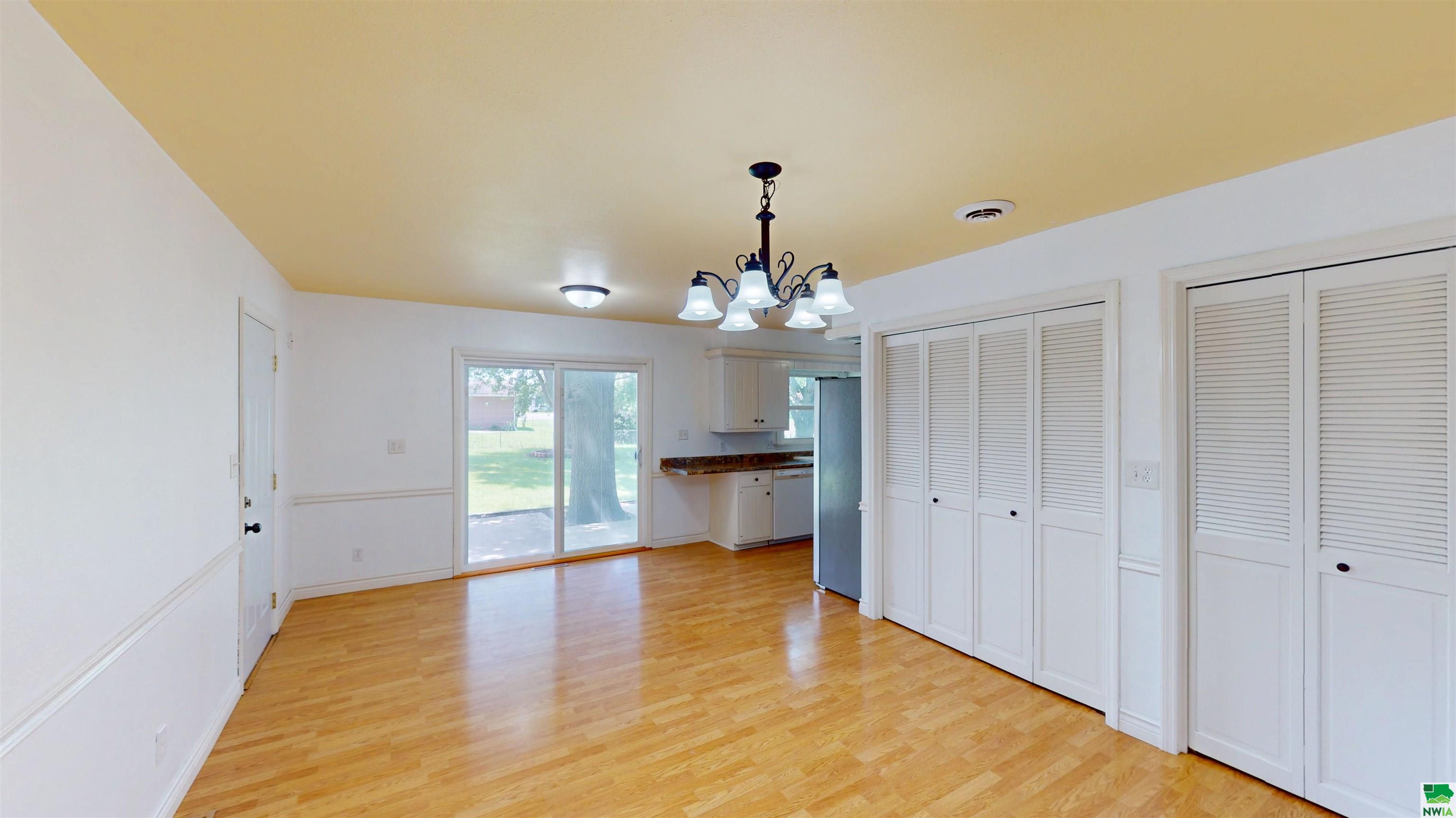 MLS #829667
