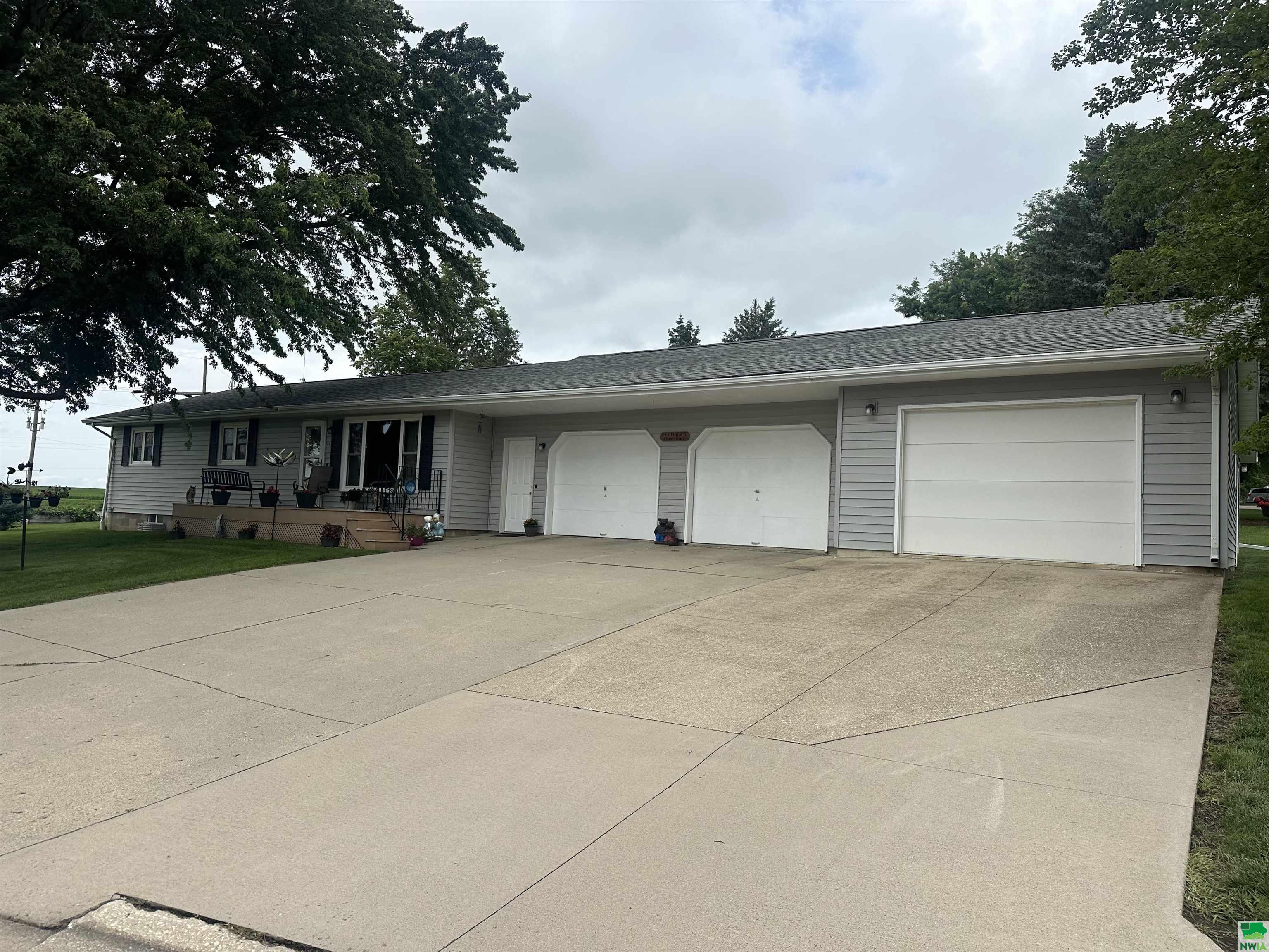 501 Virginia St., Alton, IA 51003 