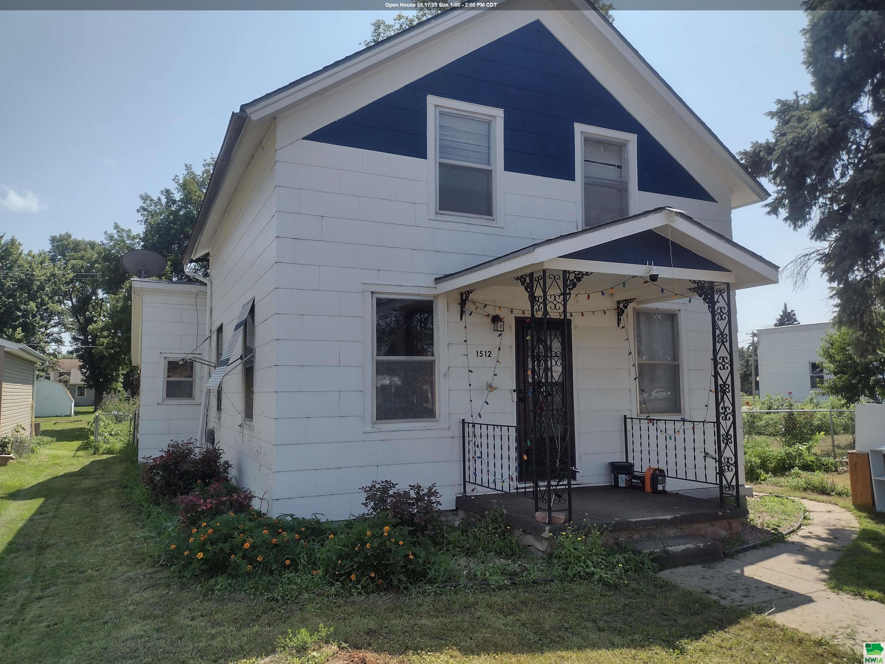 1512 Broadway St., Dakota City, NE 68731 