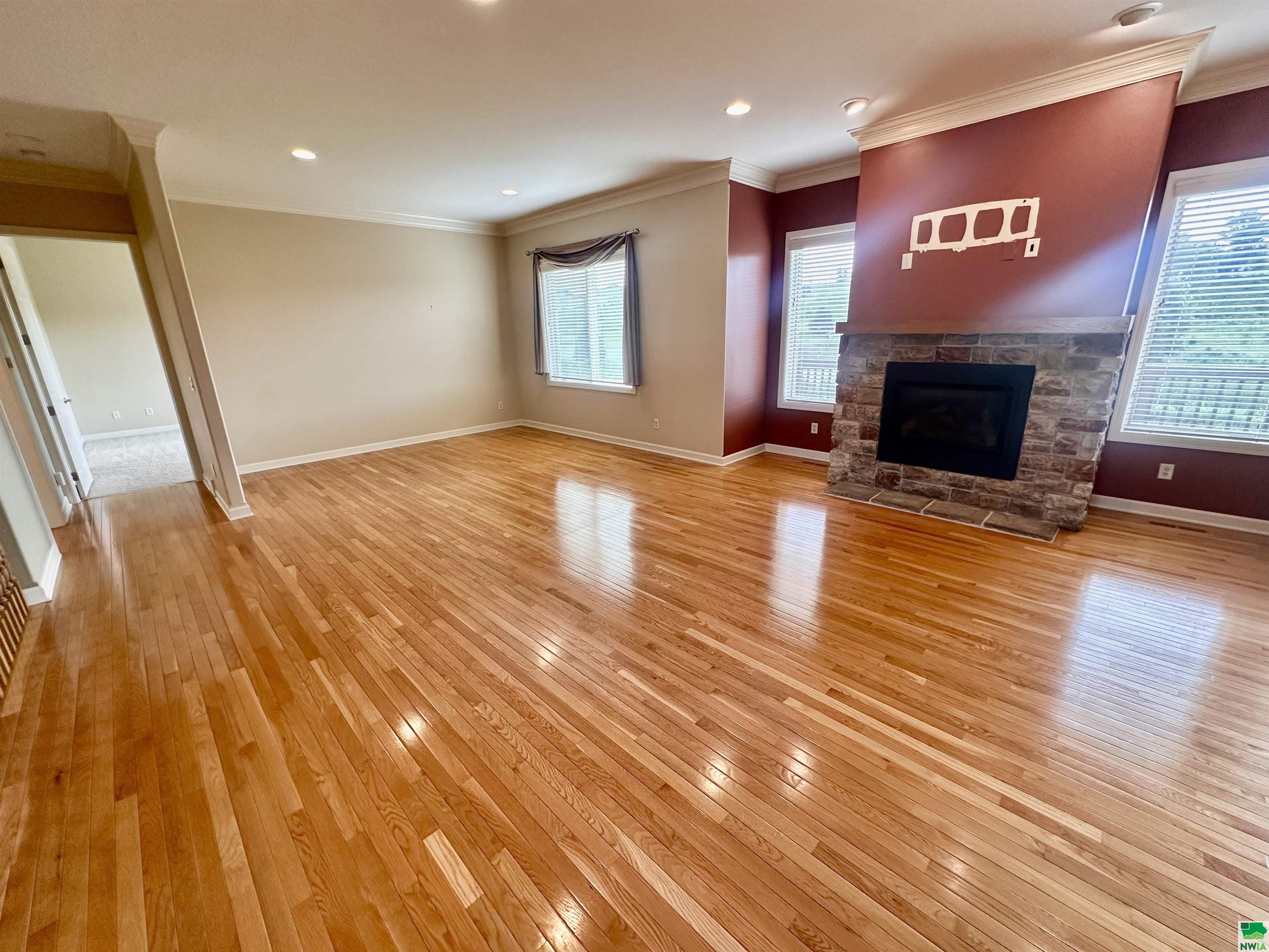 MLS #829674