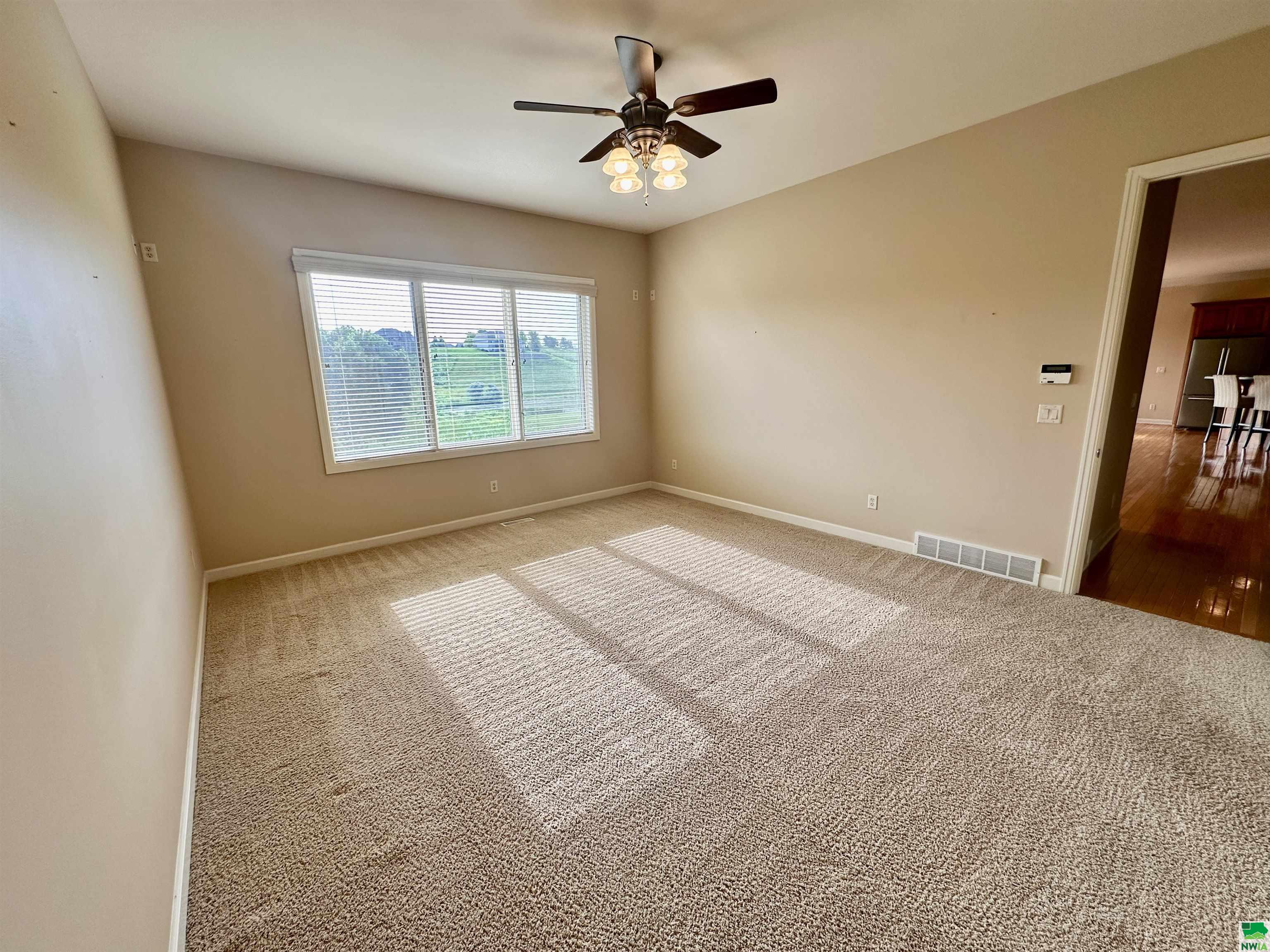 MLS #829674