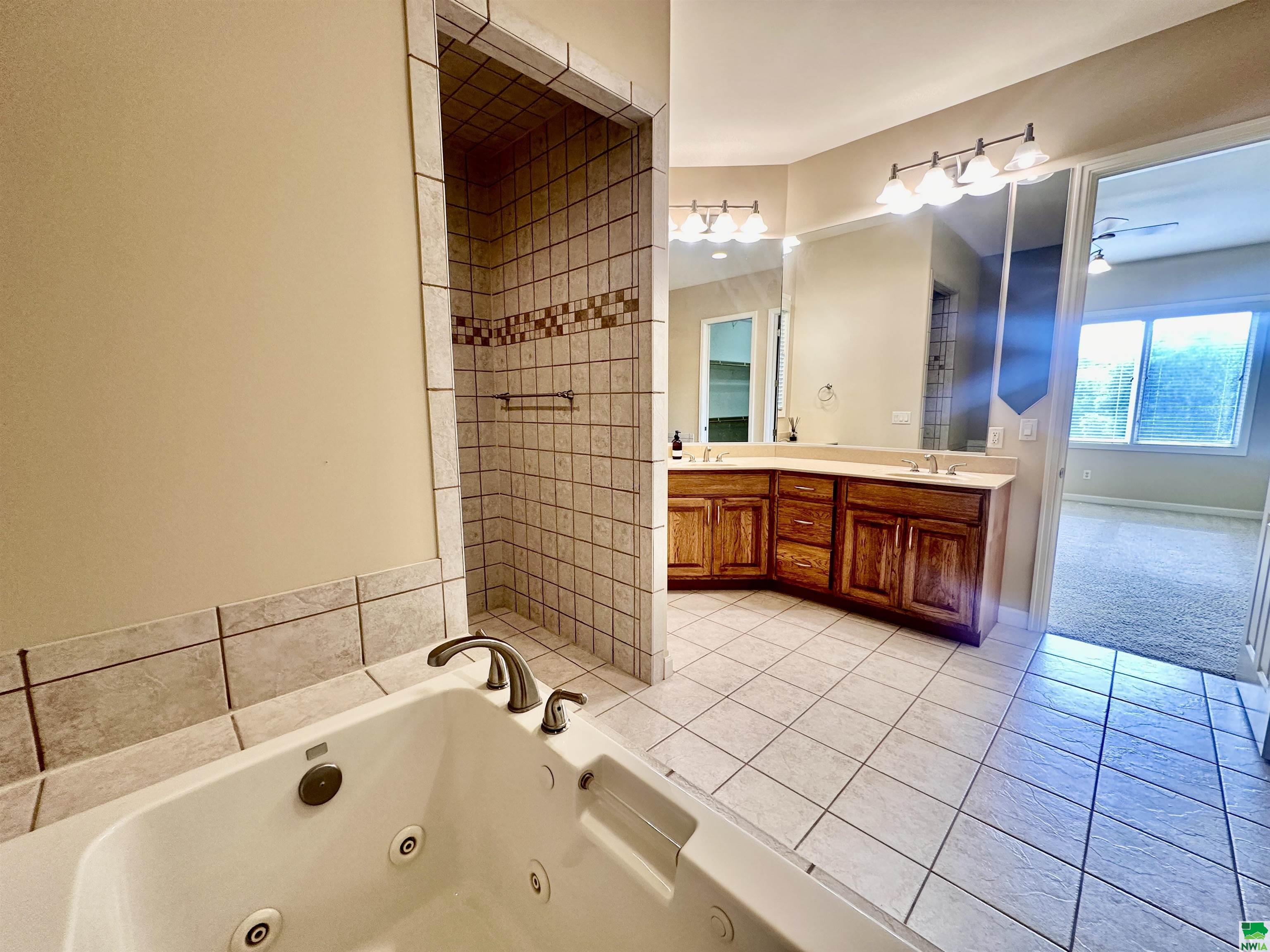 MLS #829674