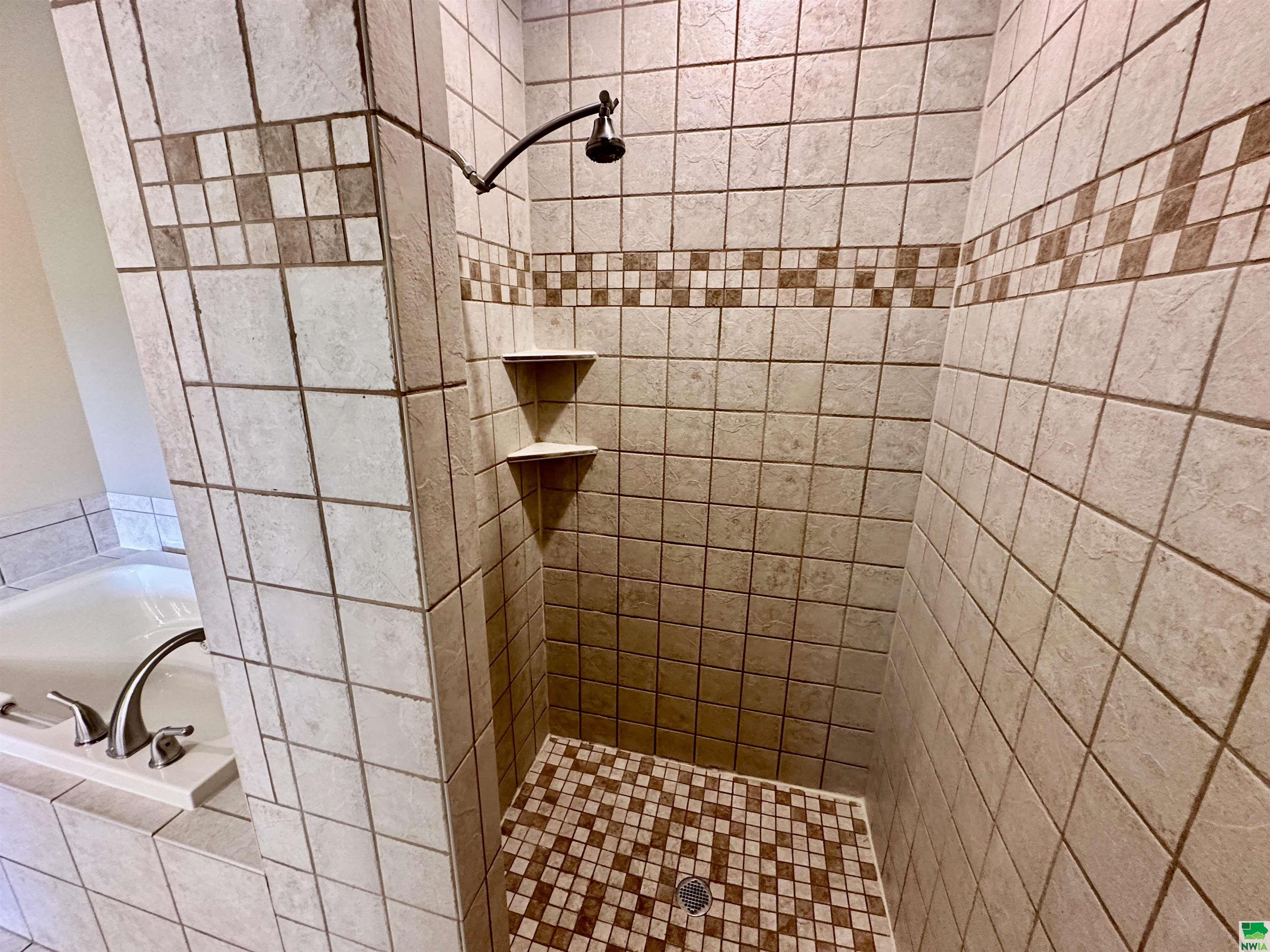 MLS #829674