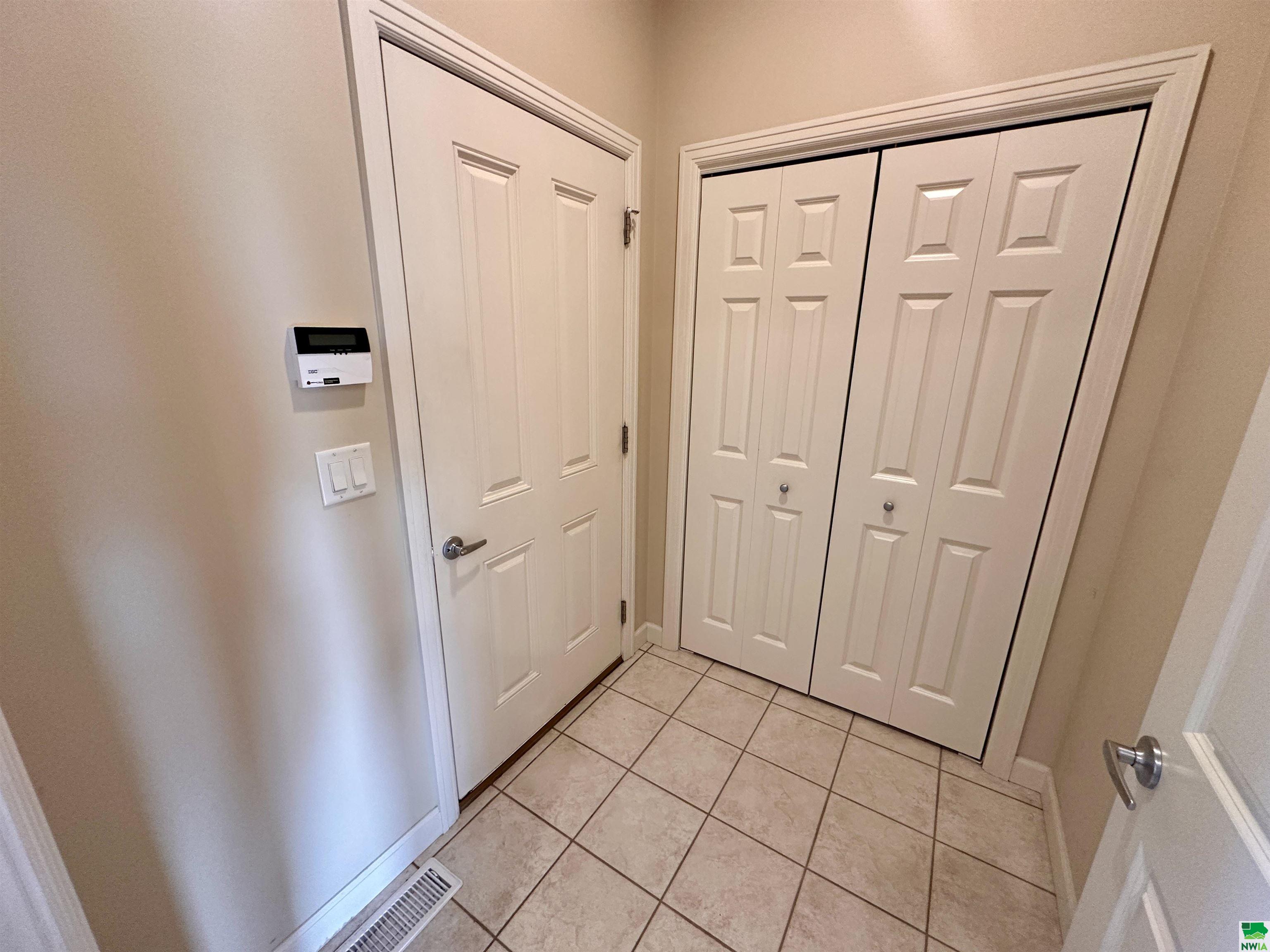 MLS #829674