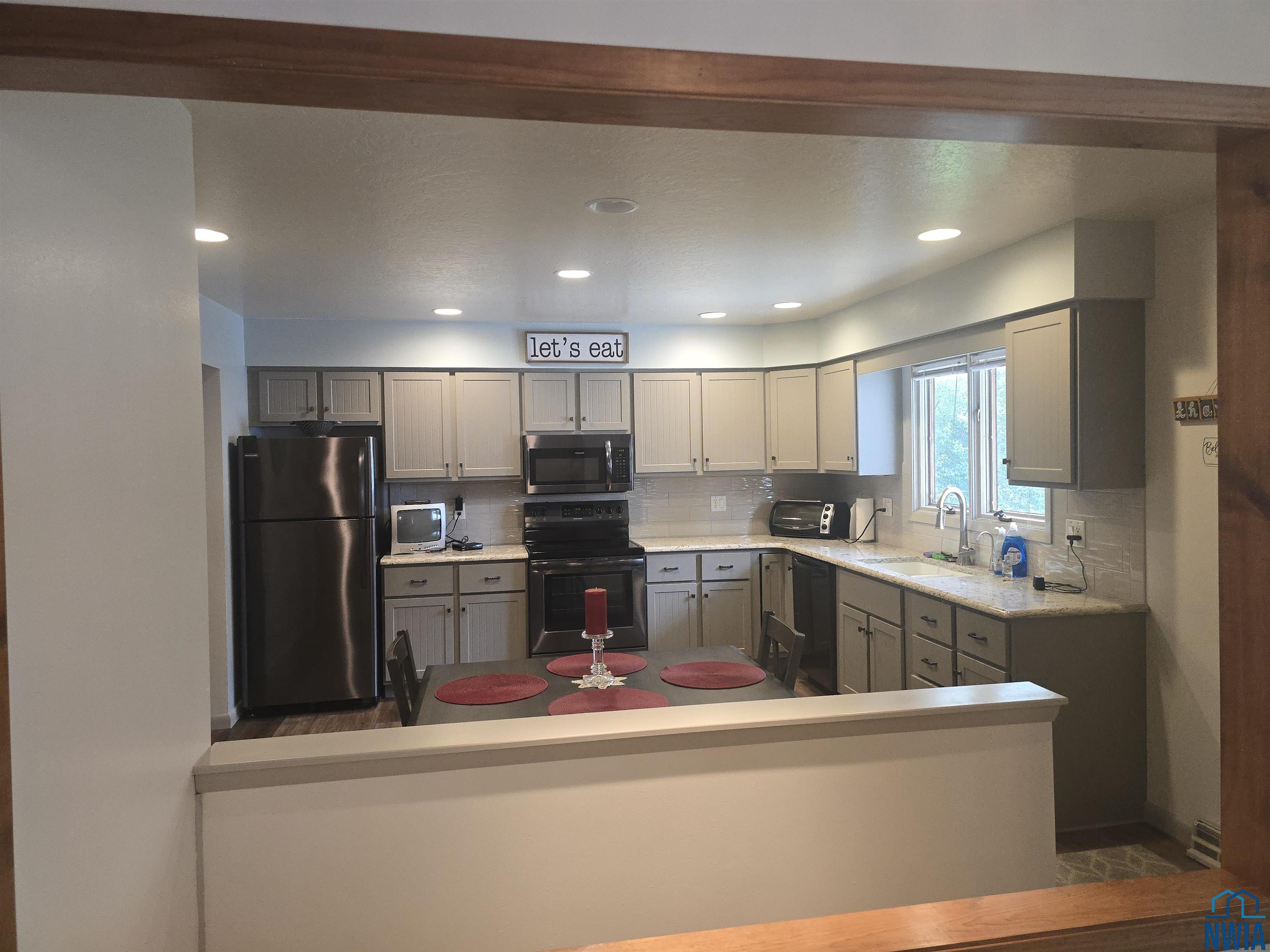 MLS #829675